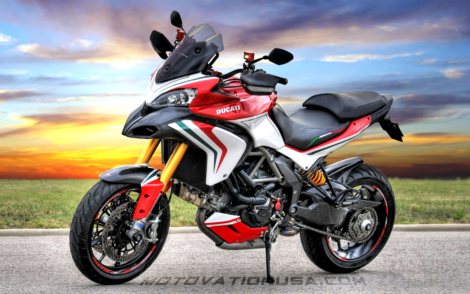 Мотоцикл модели Ducati Multistrada 1200