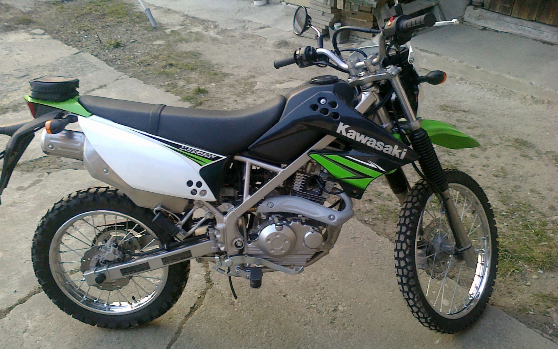 Невероятный мотоцикл Kawasaki KLX 125