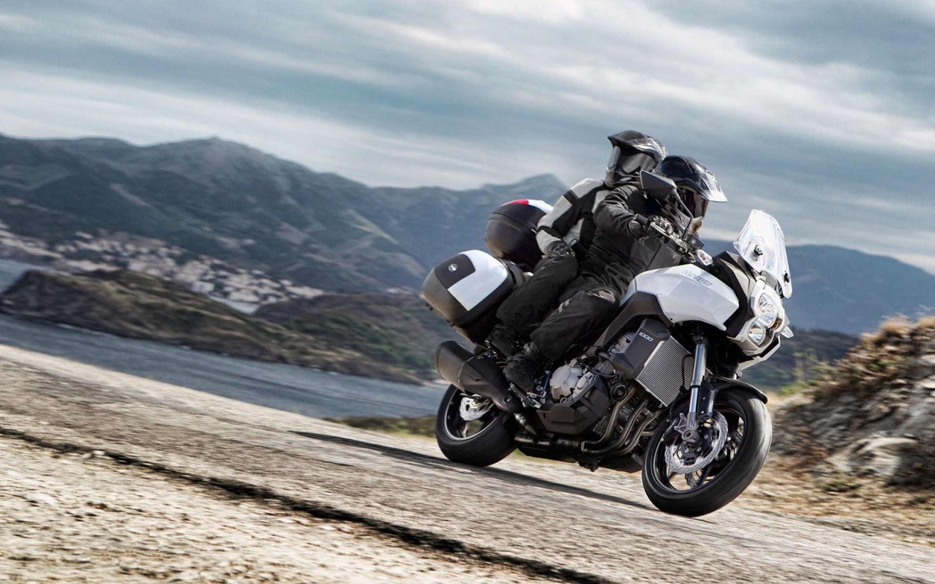 Новый мотоцикл Kawasaki Versys