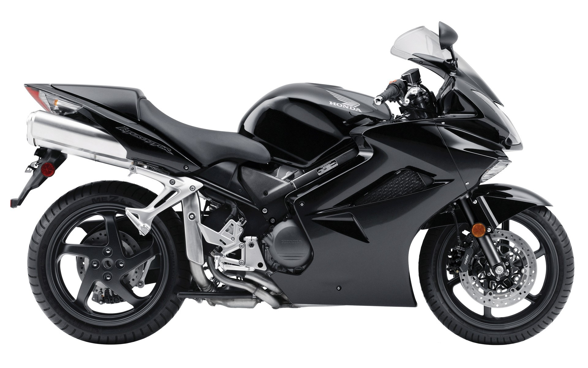 Мотоцикл Honda перехватчик черный