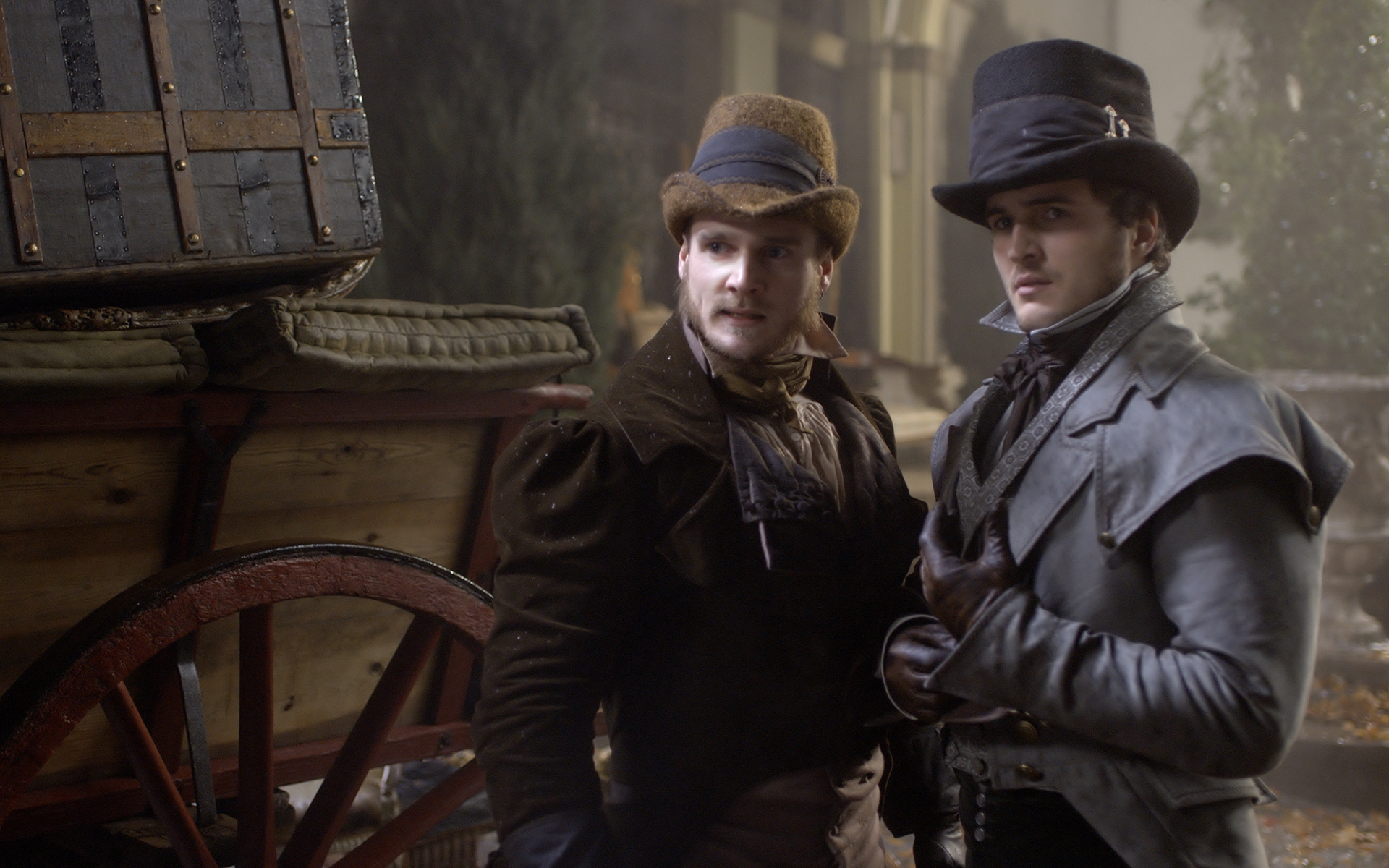 Известный фильм Красавица и чудовище 2014