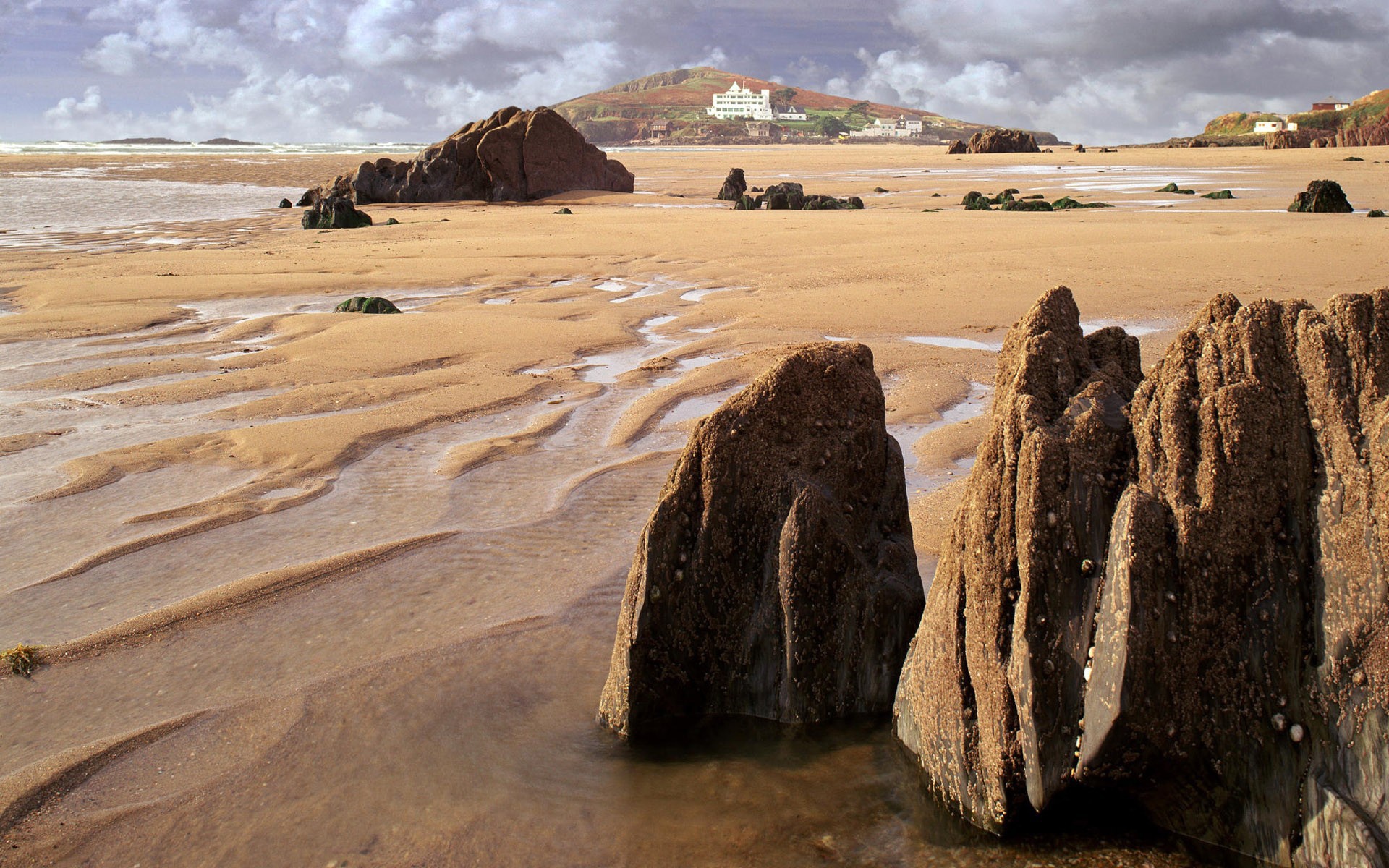 Пляж после отлива