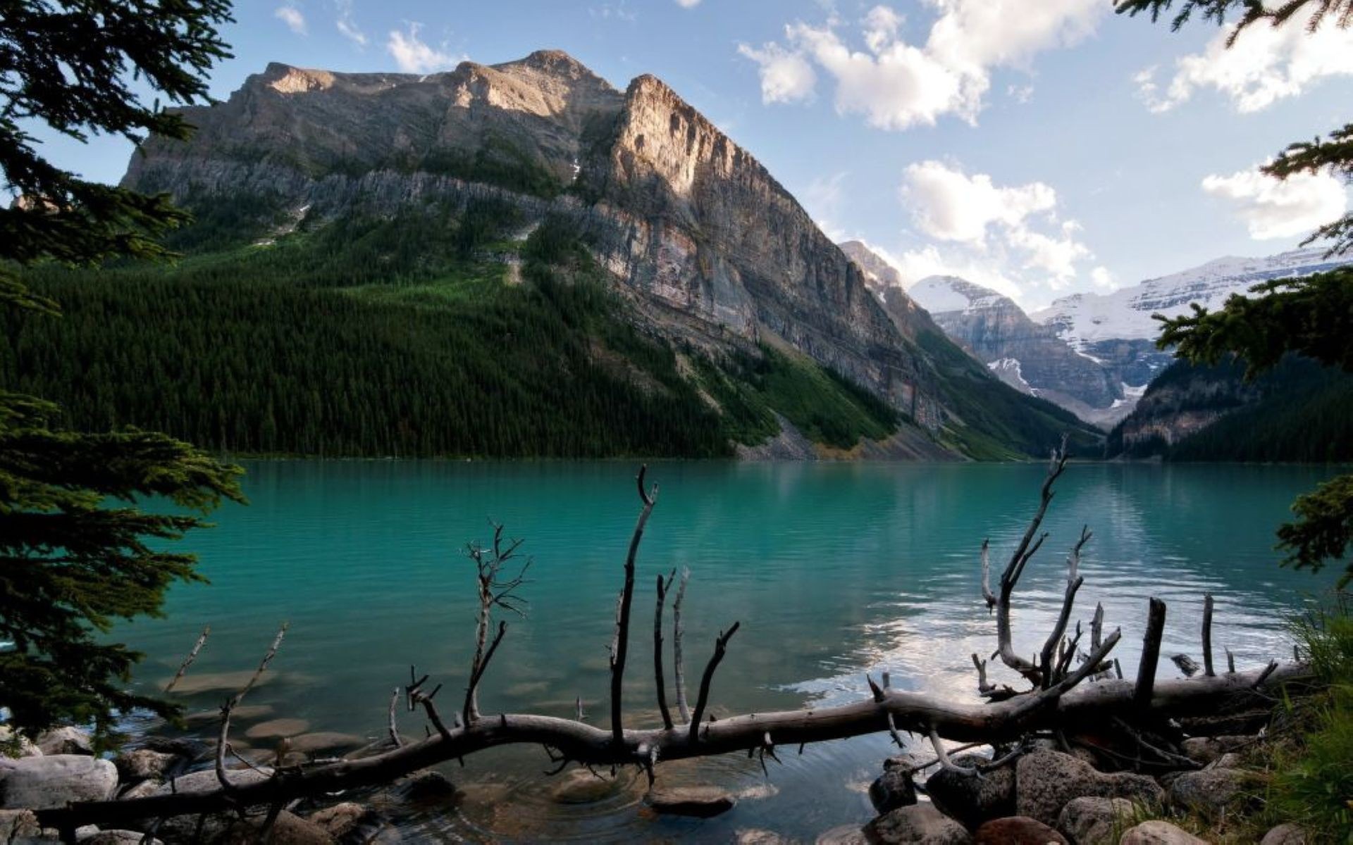 Высокогорное озеро