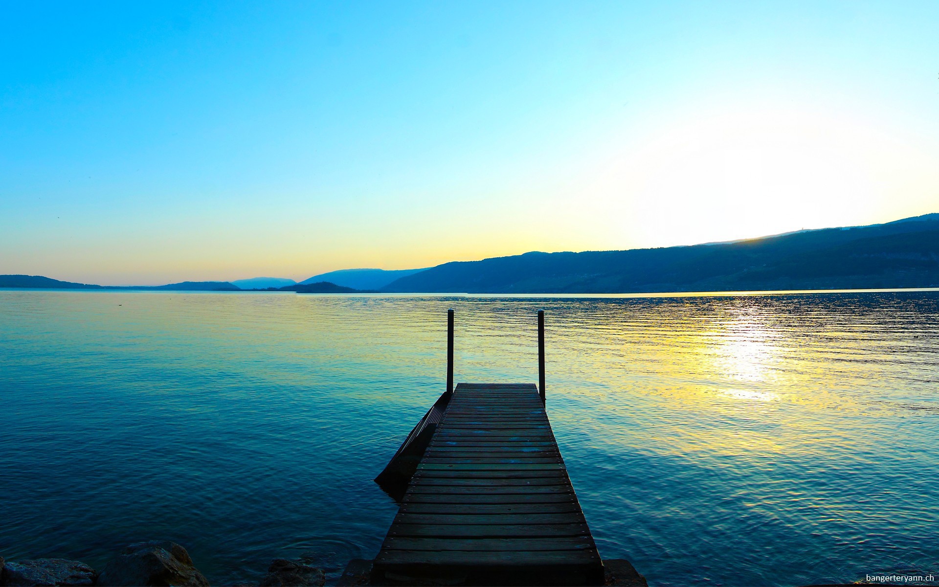 Причал на озере