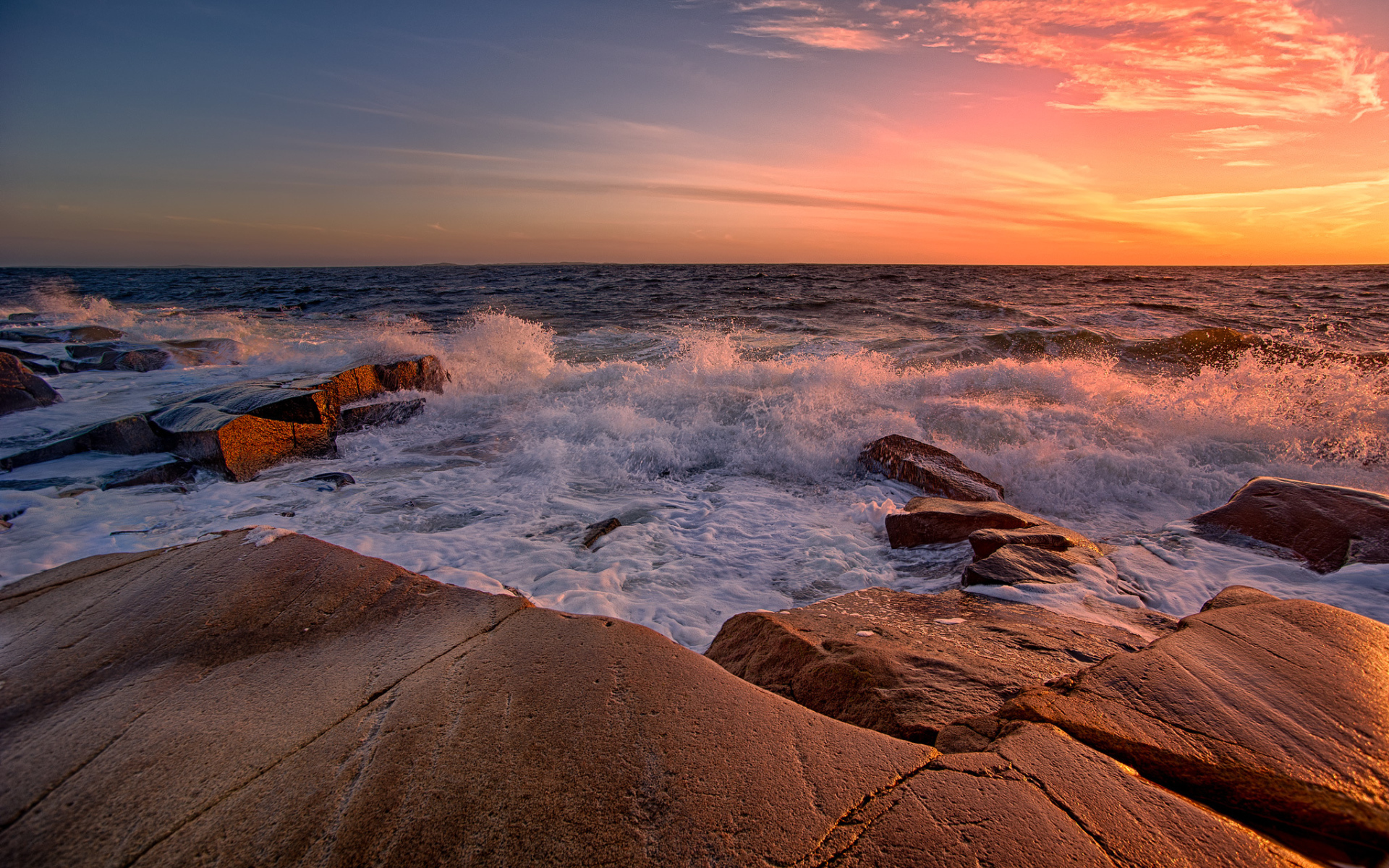 Прибой на закате