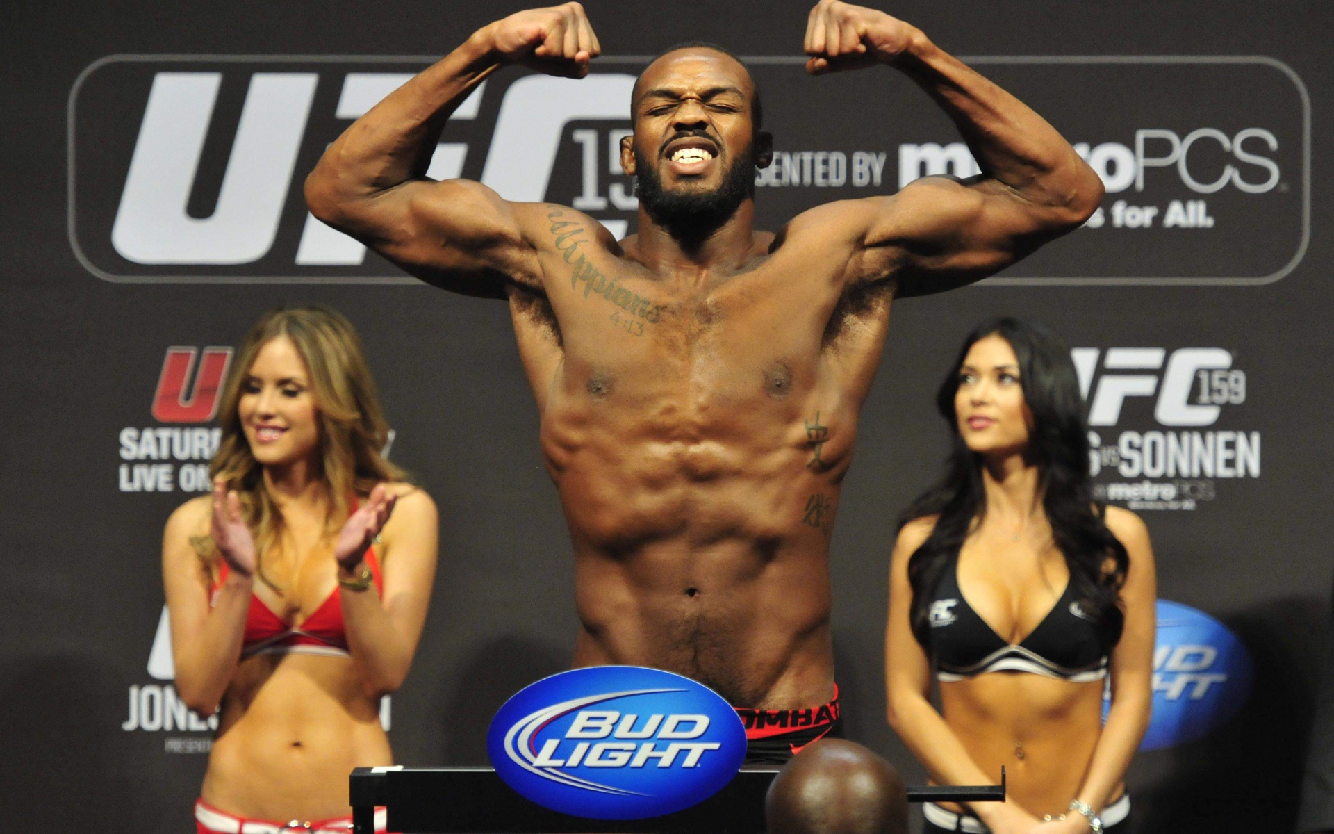 Популярный боец Джон Джонс