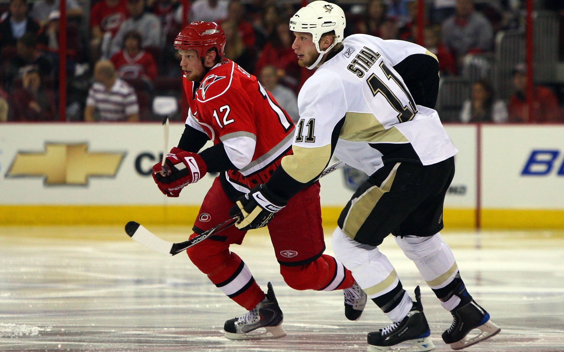 Лучший хоккеист Эрик Стаал