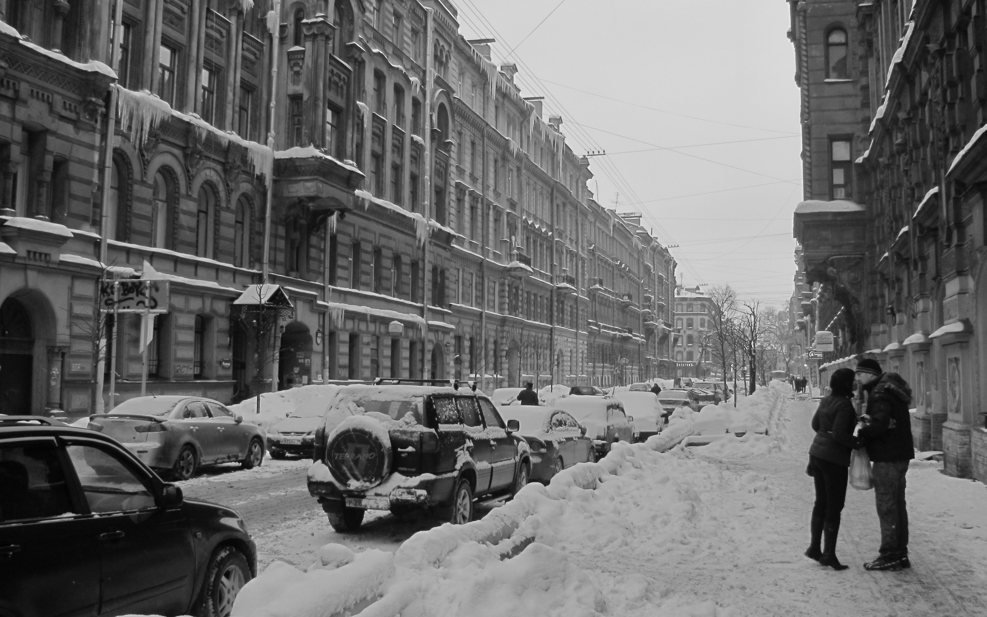 Снег в Санкт-Петербурге на улице