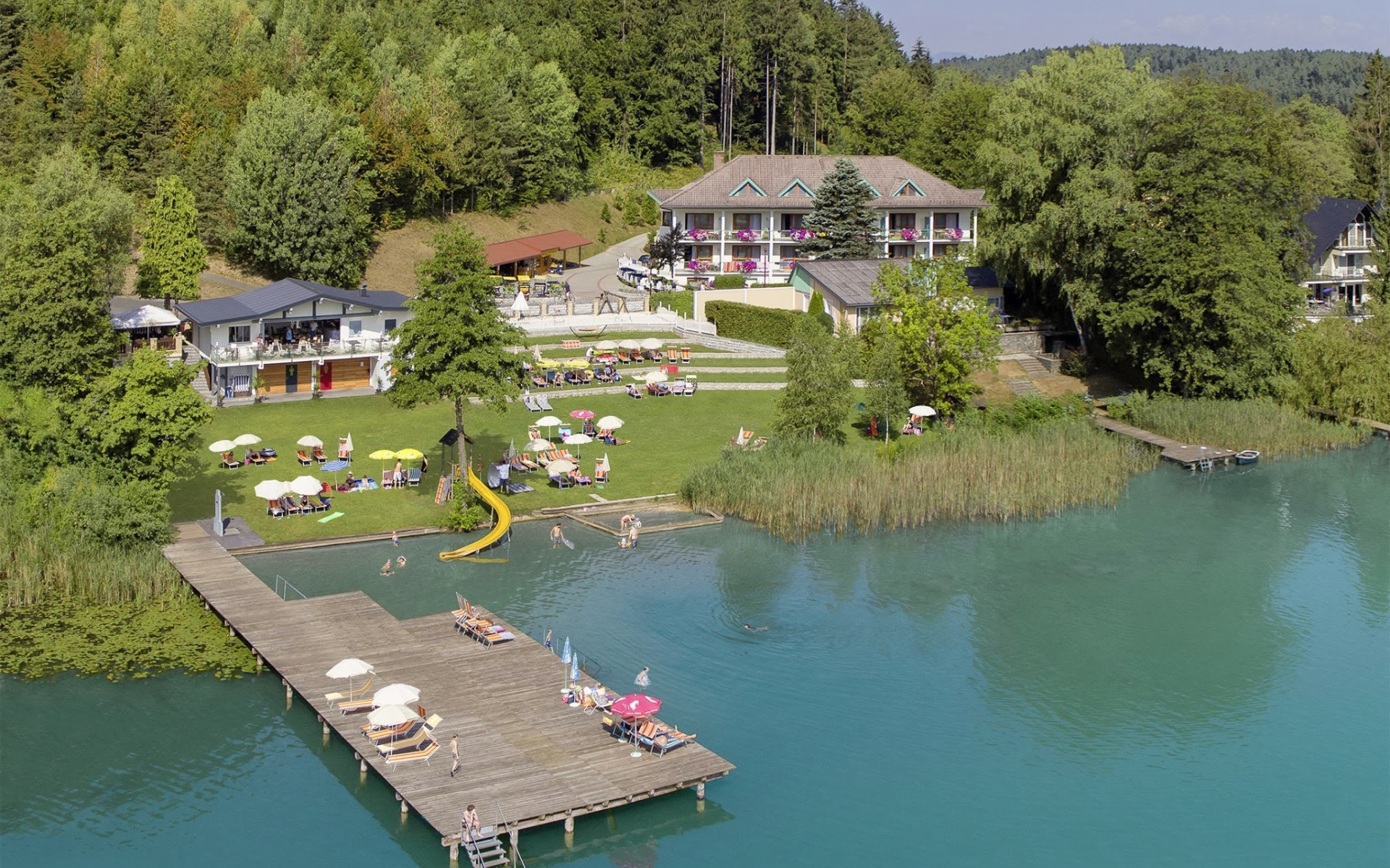 Гостиница на берегу озера Клопайнер Зее, Австрия