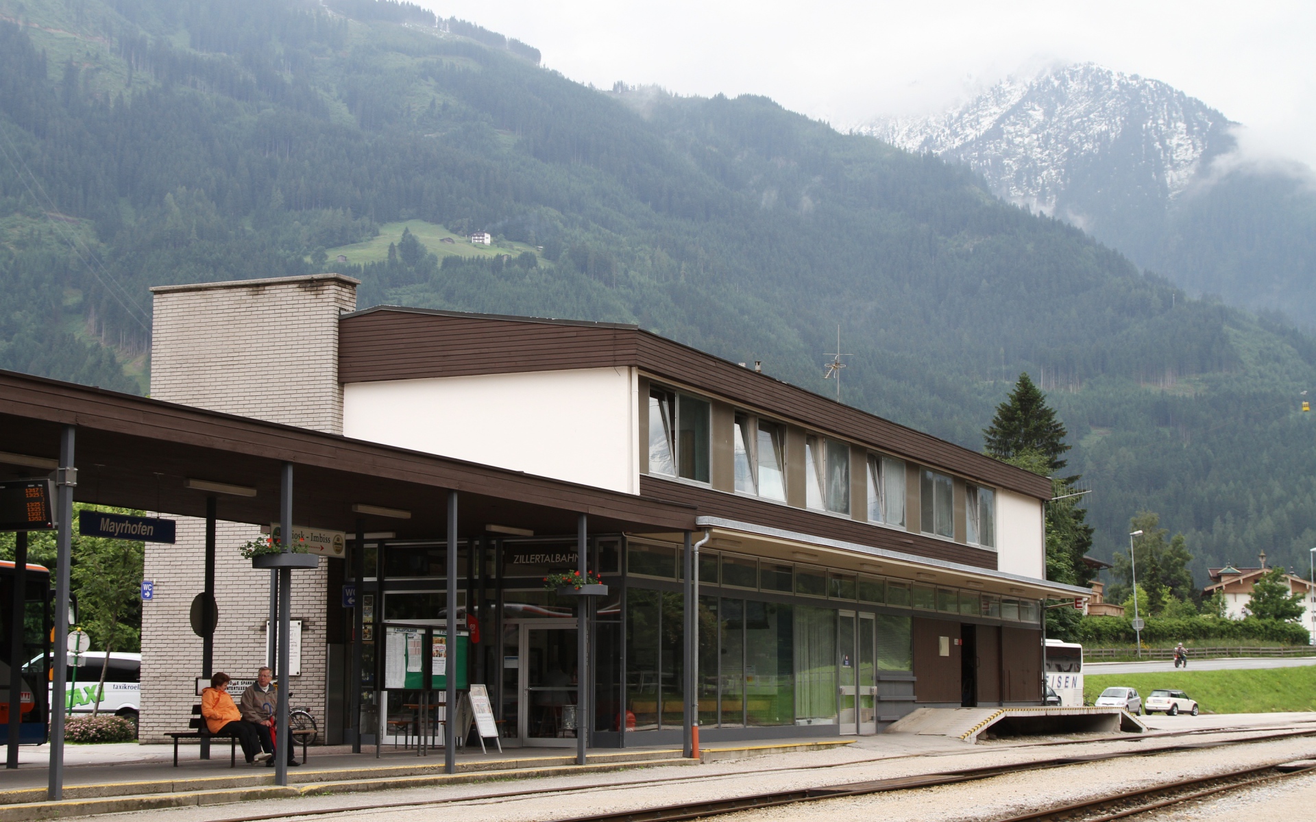Железнодорожная станция на горнолыжном курорте Майрхофен, Австрия