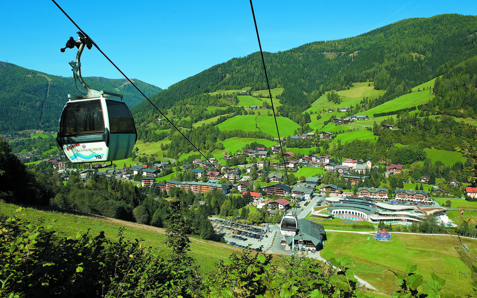Подъемник летом на горнолыжном курорте Бад Кляйнкирххайм, Австрия