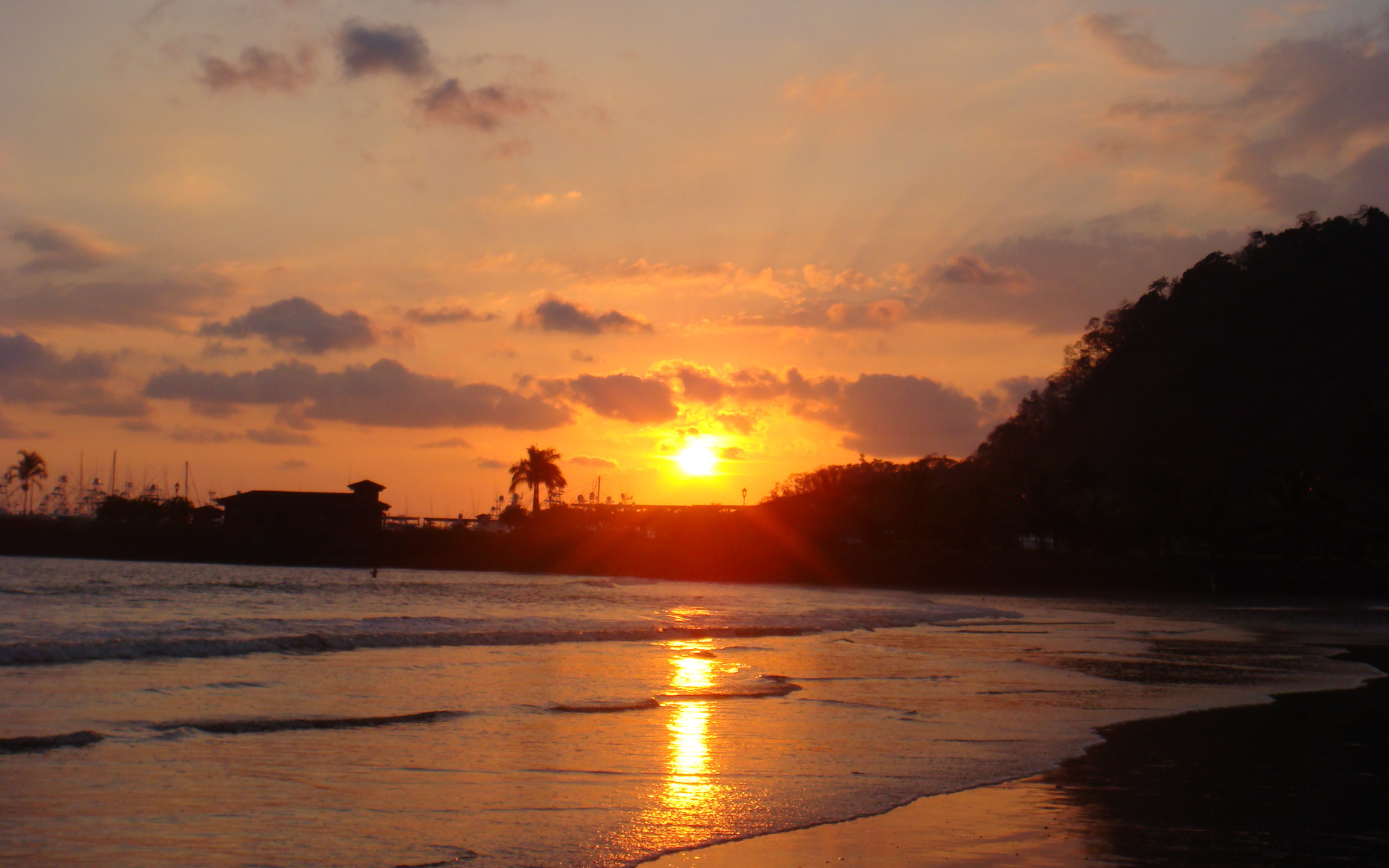 Закат на Коста-Рика