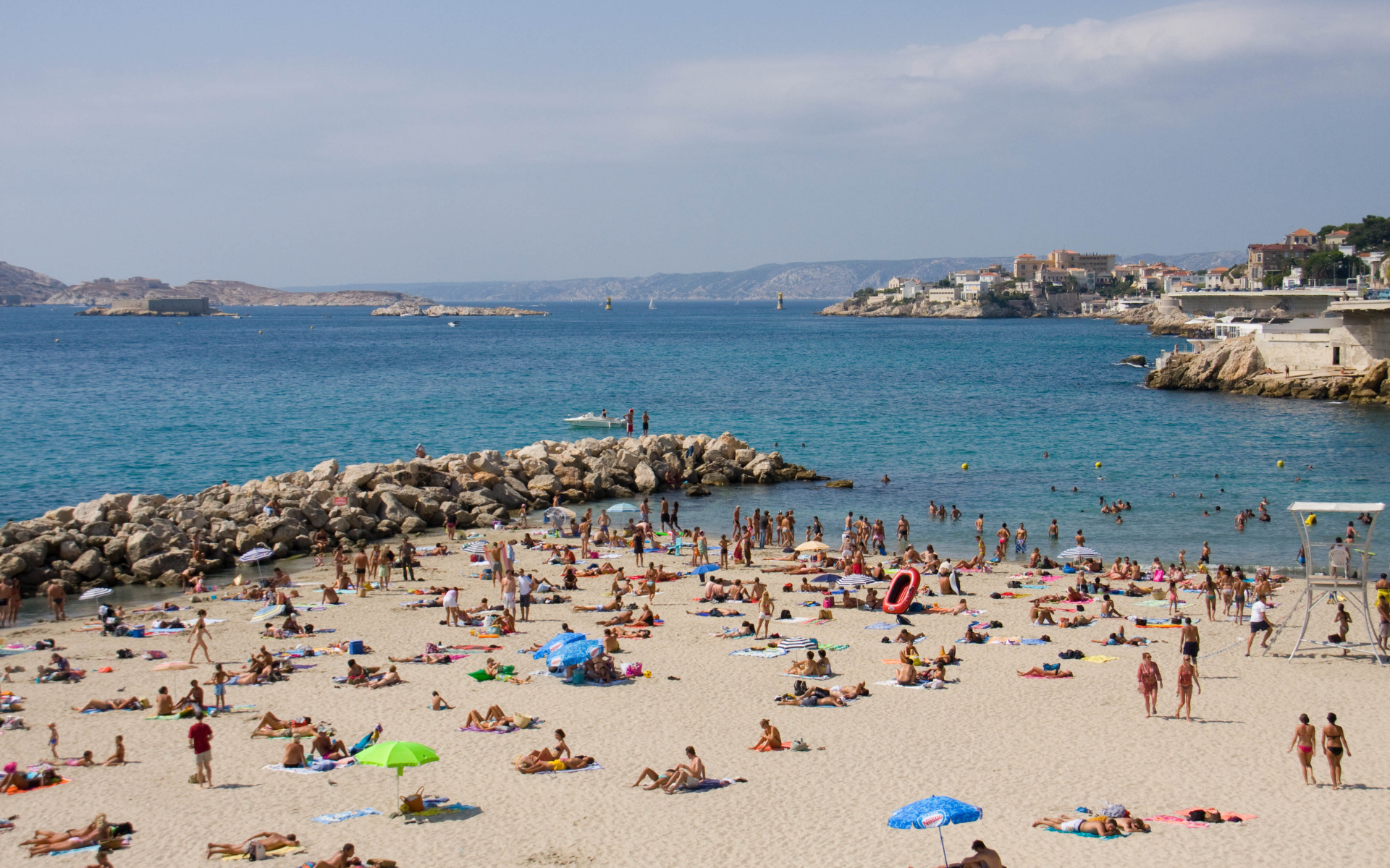 Пляж в городе Марсель, Франция