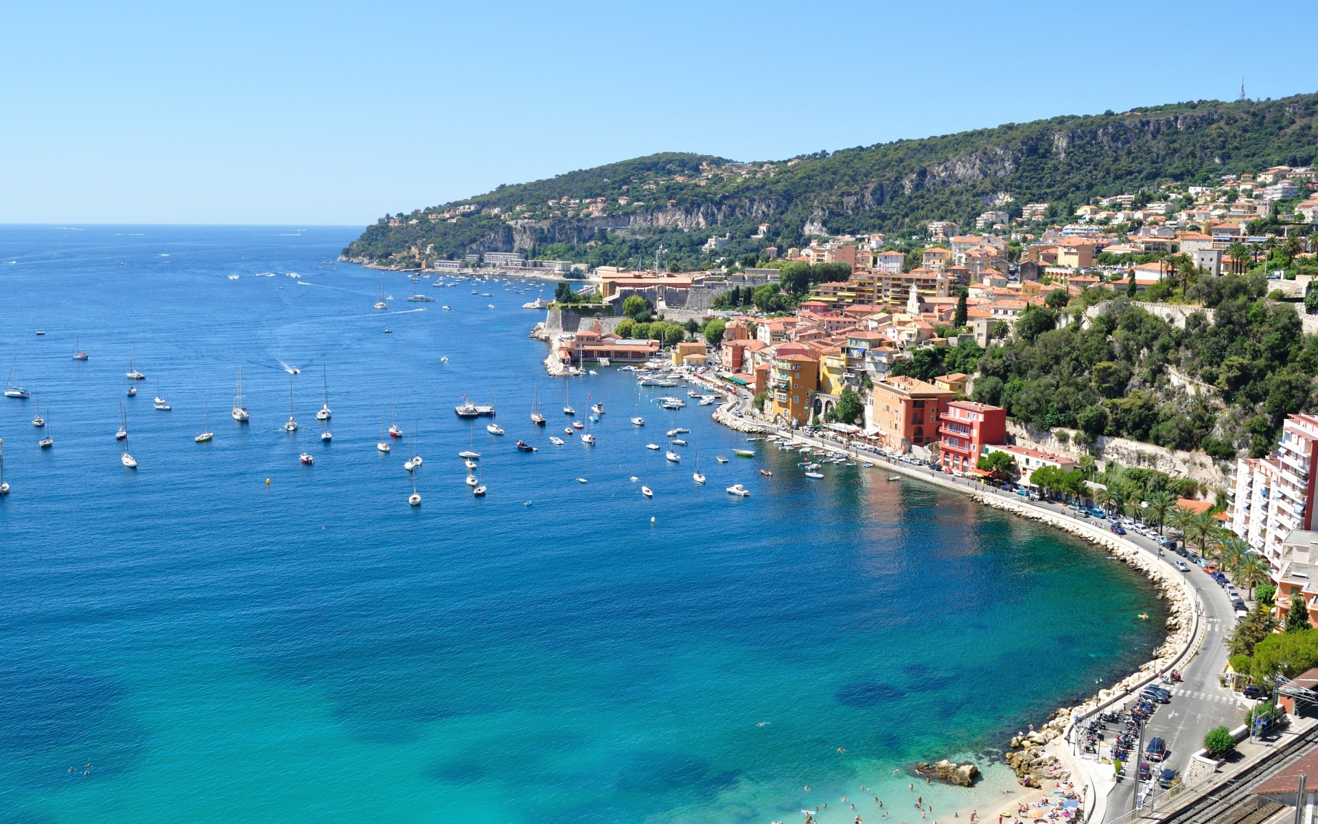 Голубая лагуна на Лазурном берегу, Франция