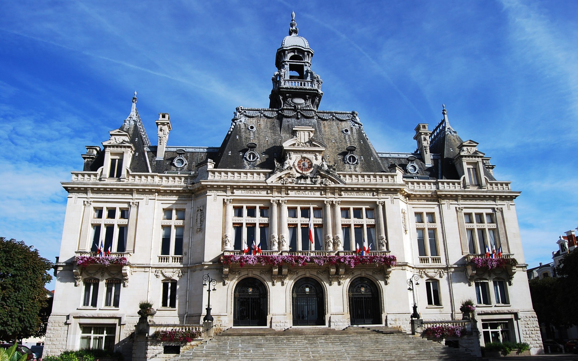 Сити холл в городе Виши, Франция