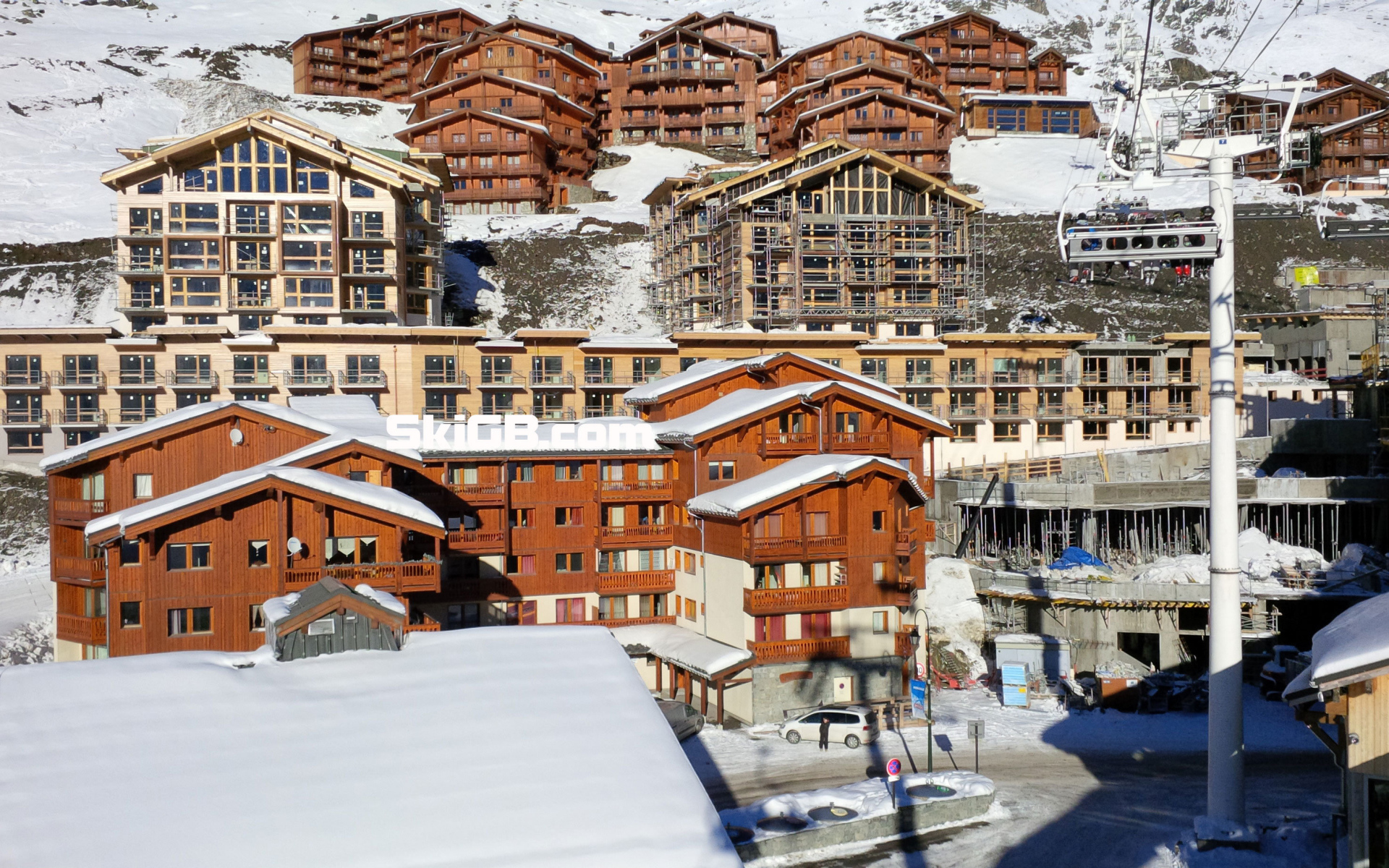 Город на горнолыжном курорте Валь-Торанс, Франция