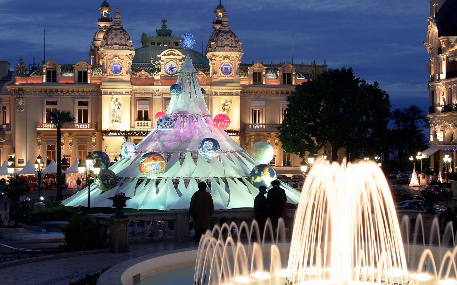 Фонтан в Монако