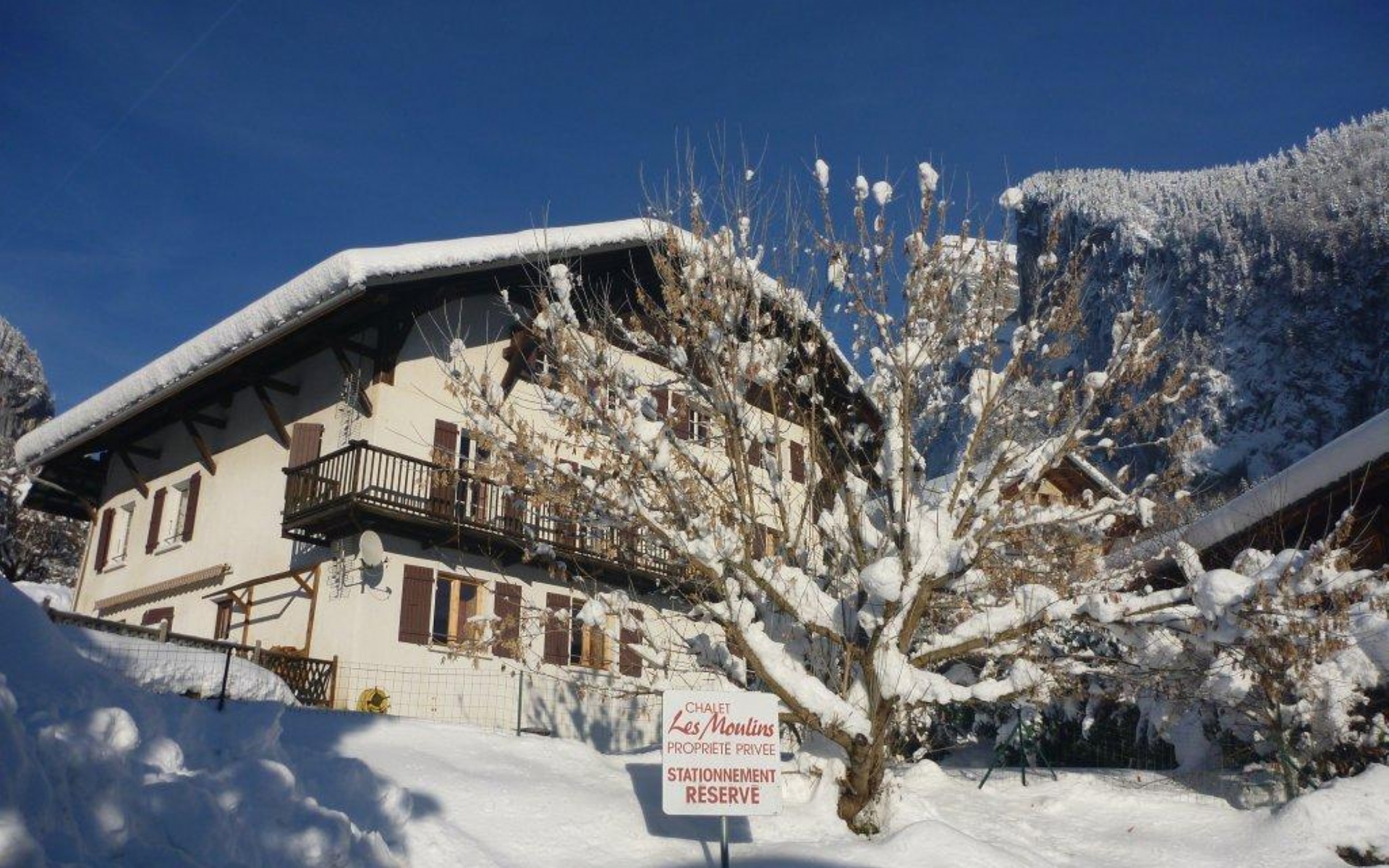 Гостиница на горнолыжном курорте Самоен, Франция