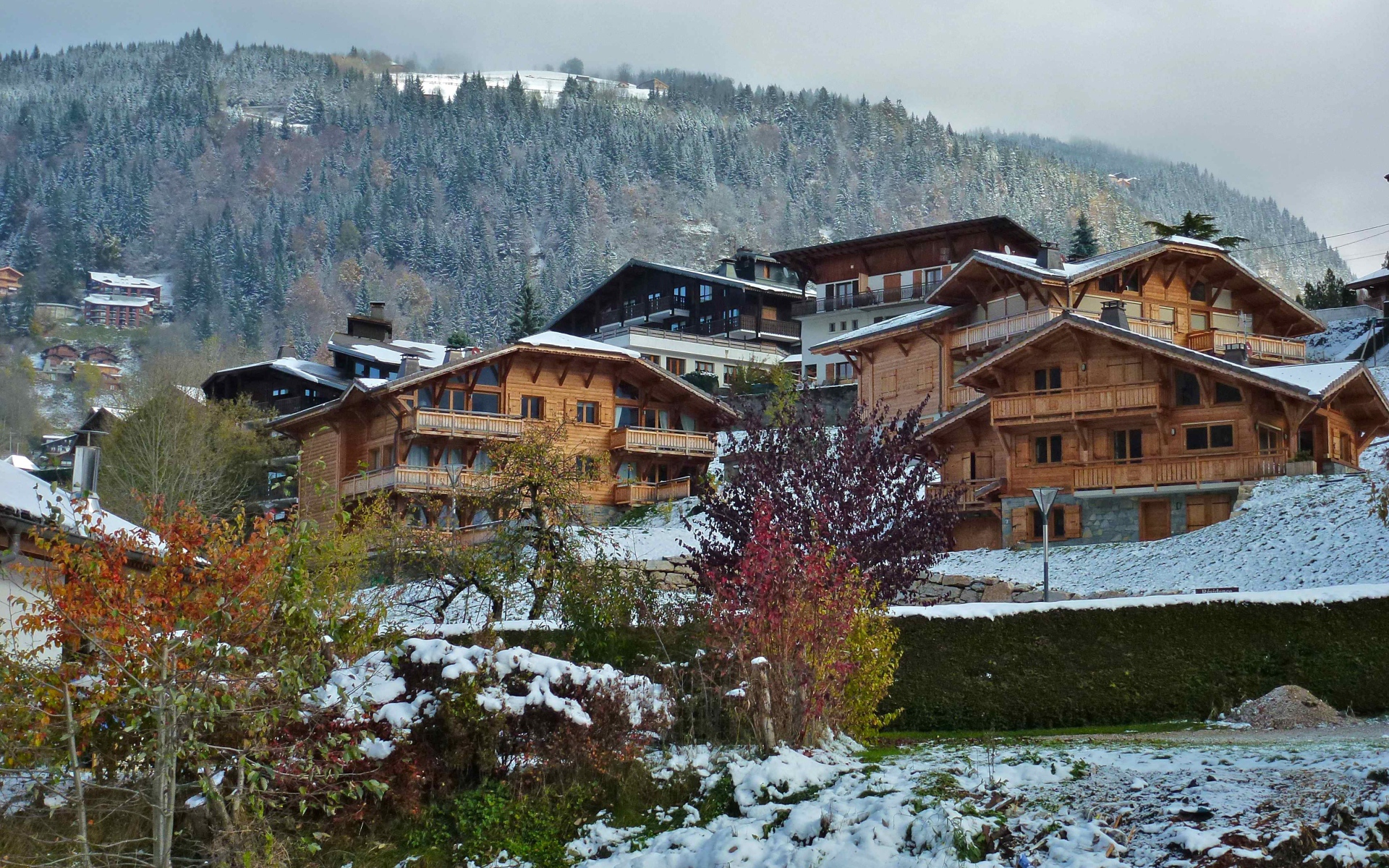 Зимний пейзаж в городе Аннеси, Франция