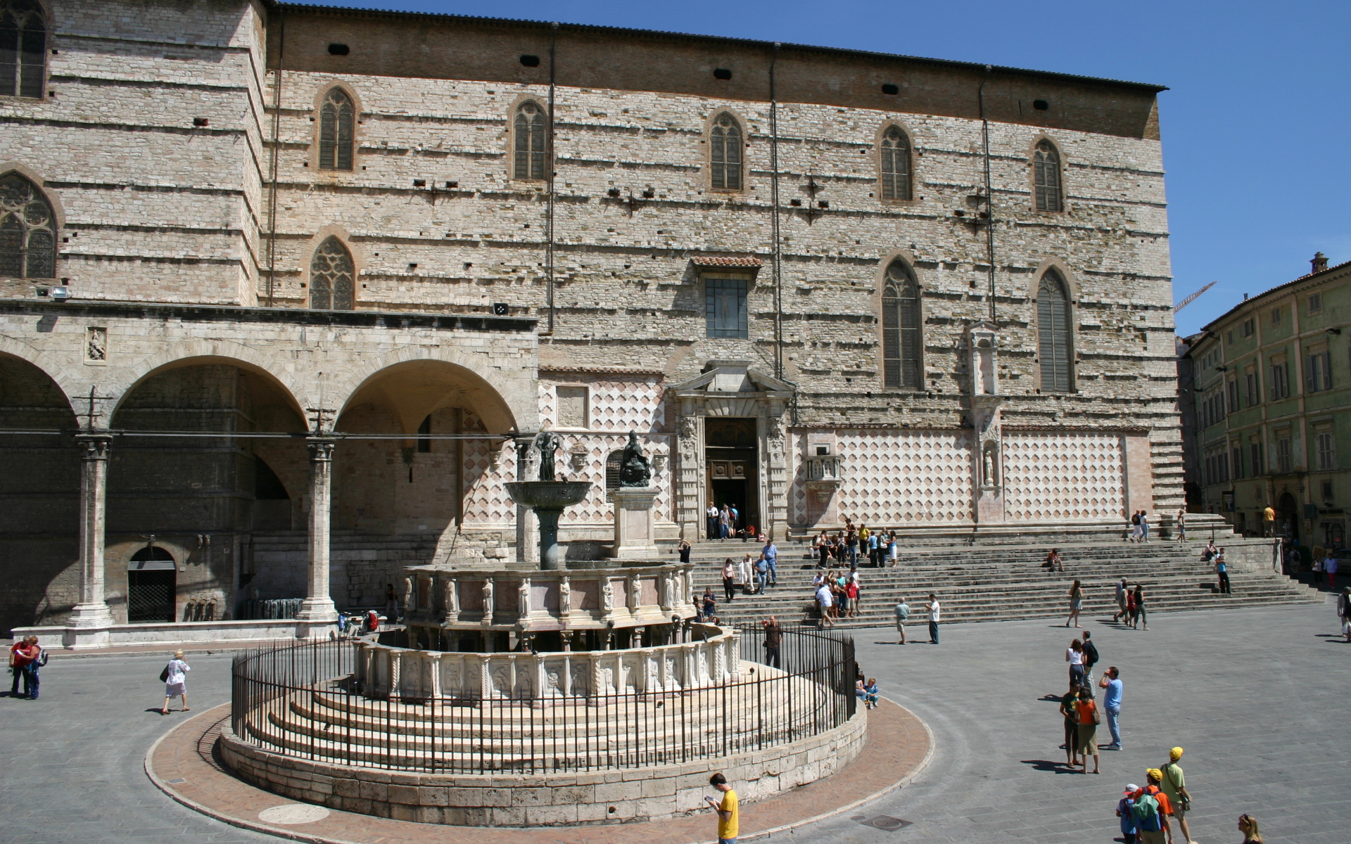 Собор в Перудже, Италия