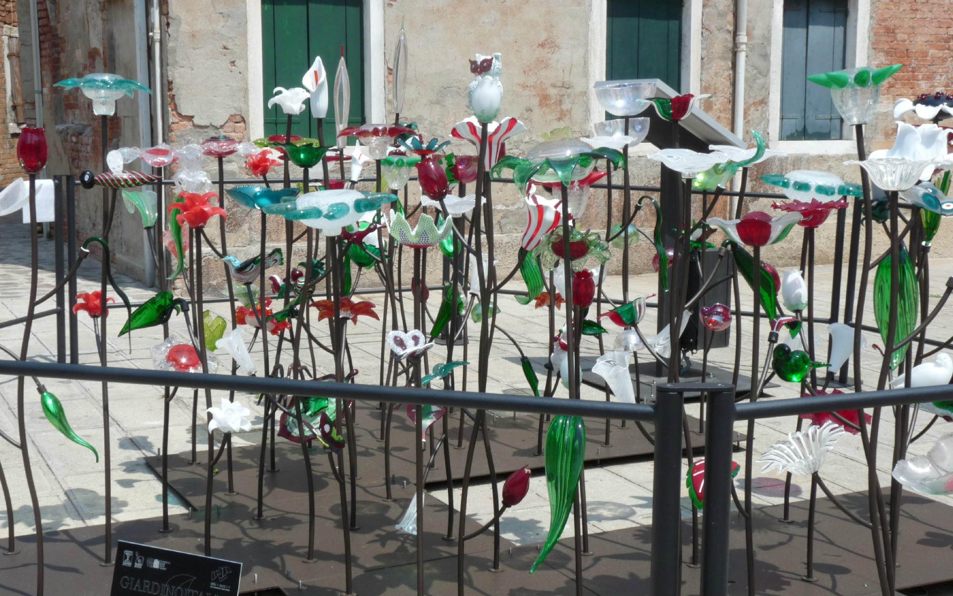 Шедевры стельных мастеров на острове Мурано, Италия