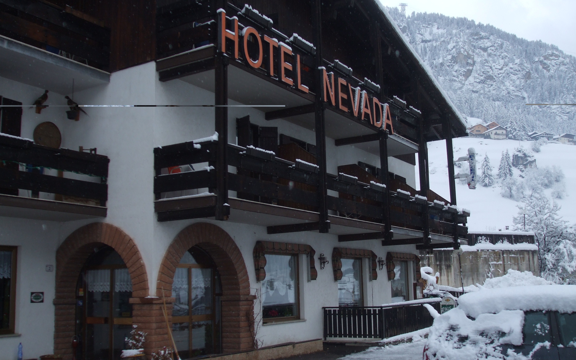 Отель Невада на горнолыжном курорте Валь-Ди-Фасса, Италия