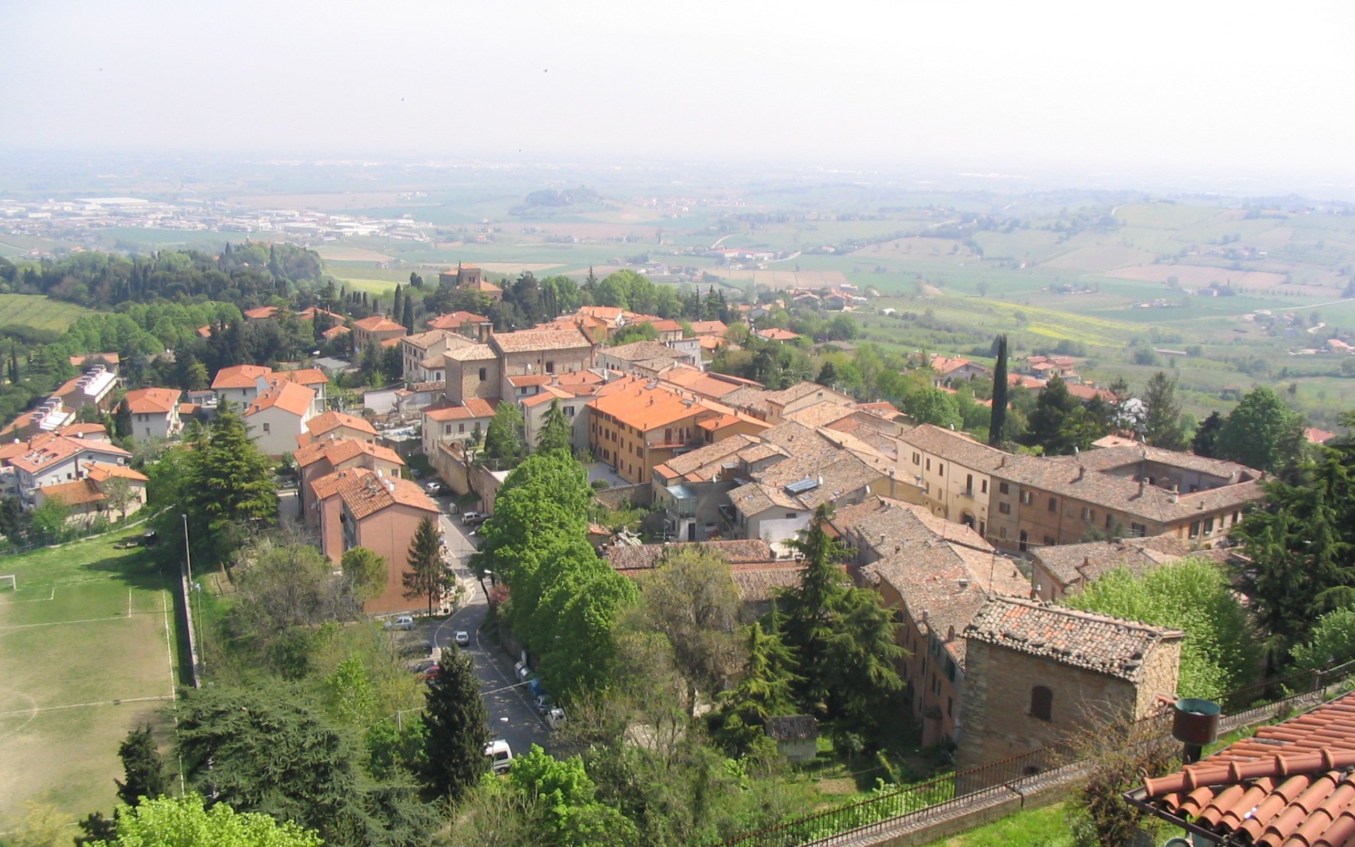 Панорама города на курорте в Монтекатини Терме, Италия