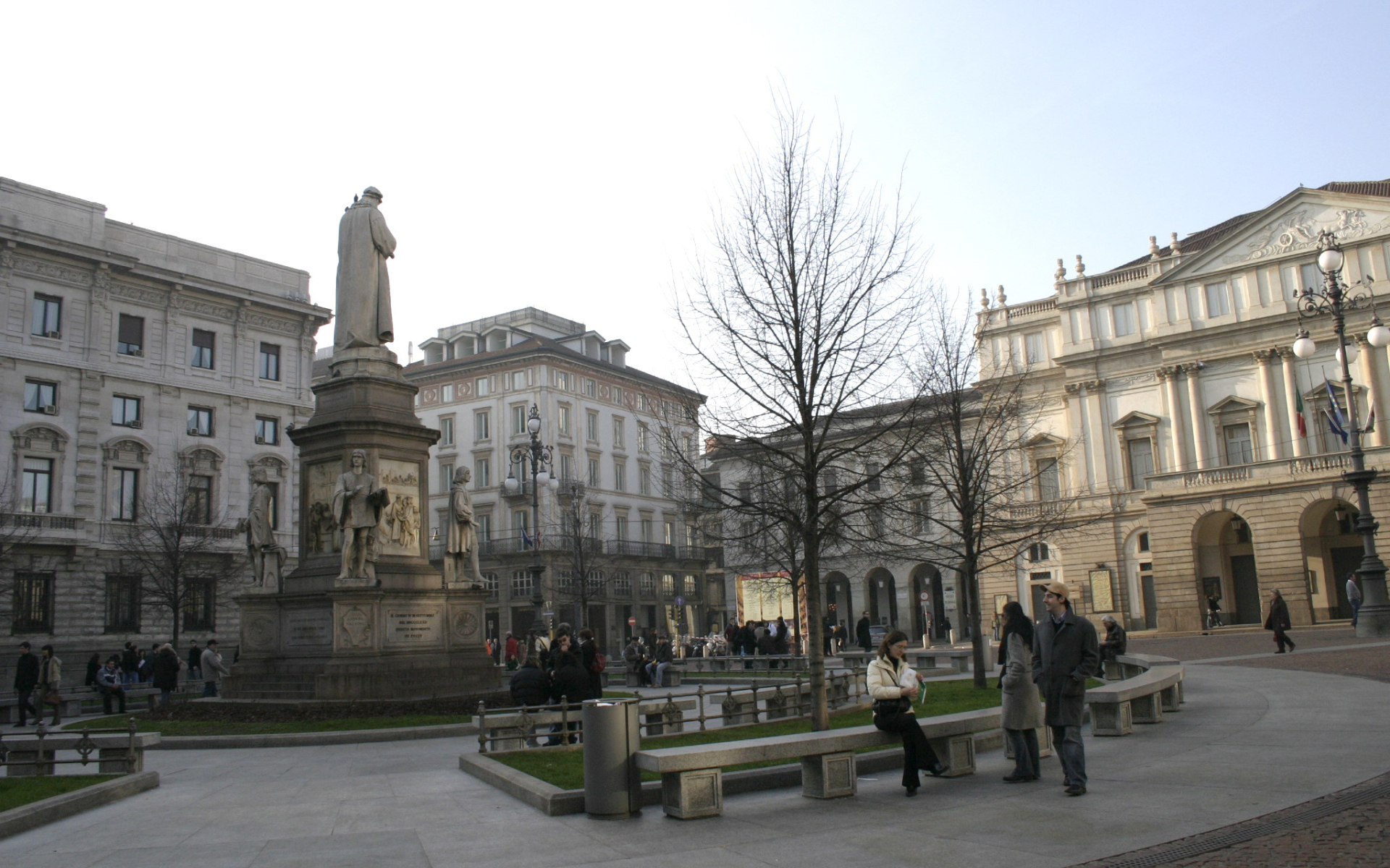 Сквер в Милане, Италия