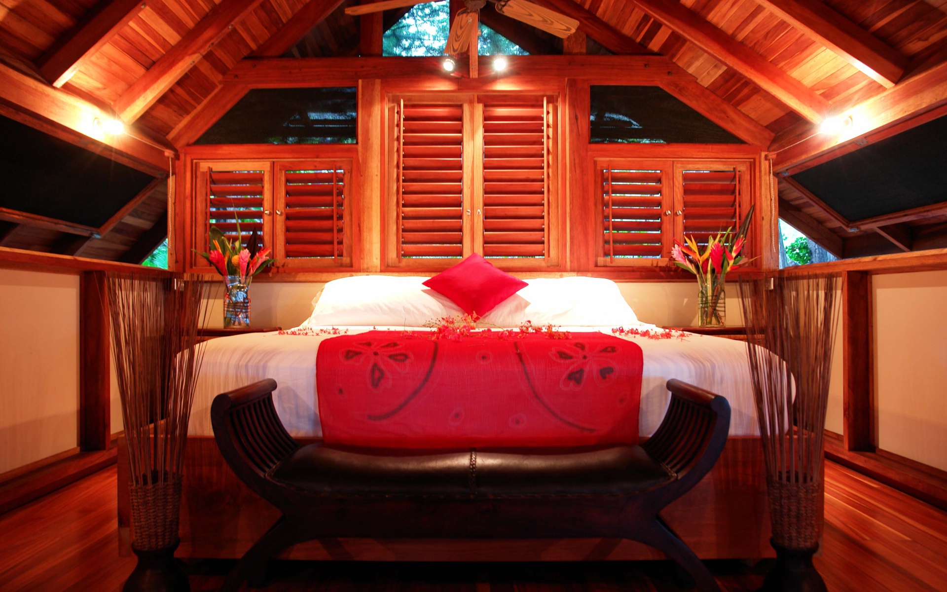 Спальня для молодоженов