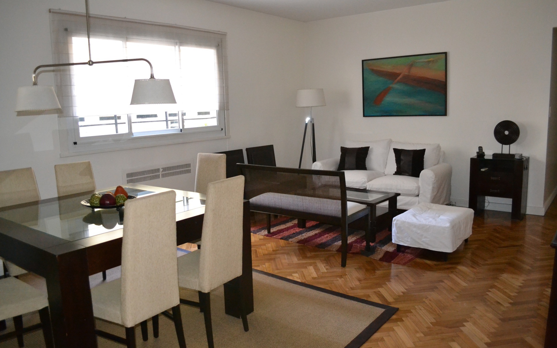 Столовая и уголок для отдыха