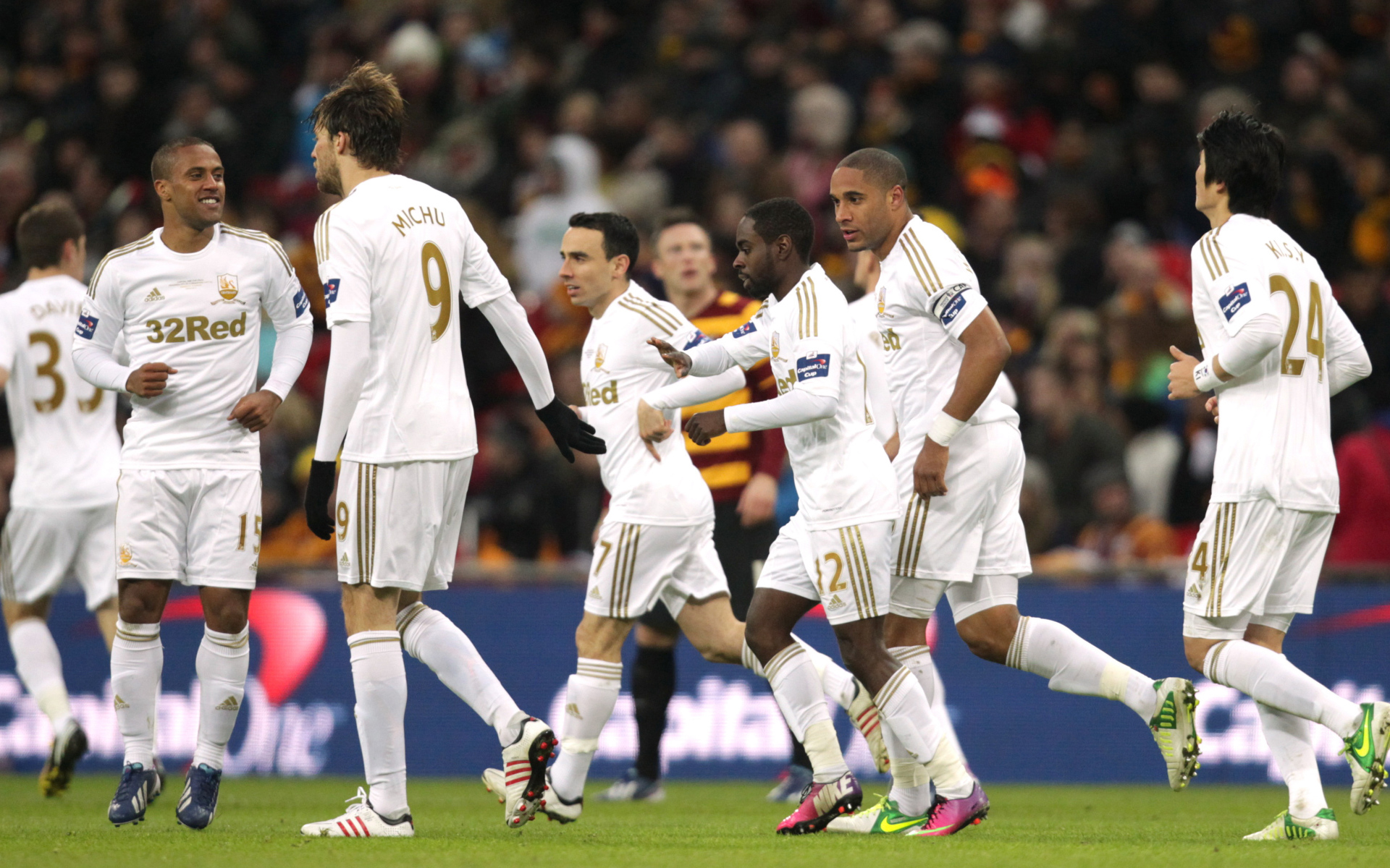 Известный Футбольный клуб Суонси Сити