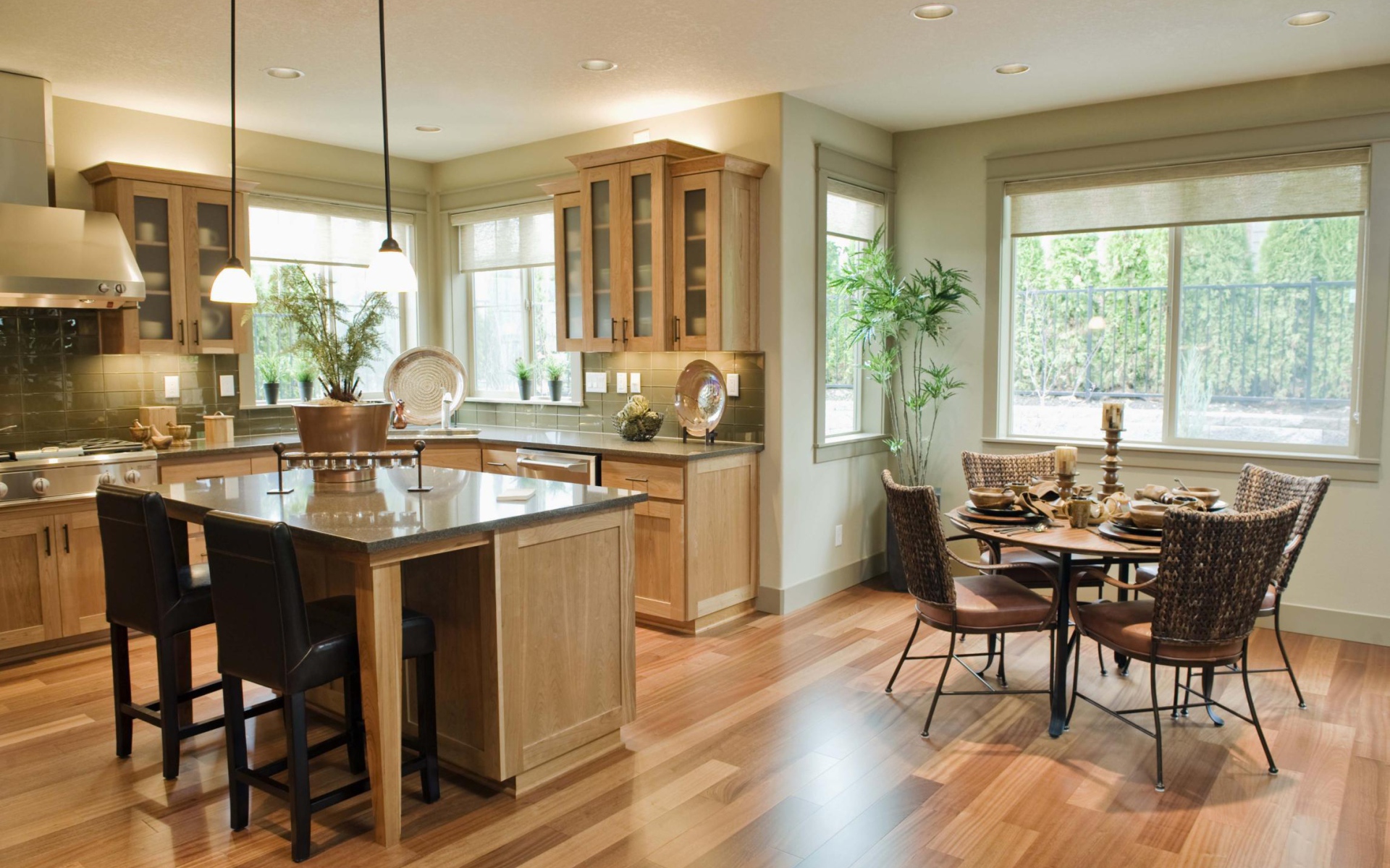 Кухня-столовая в доме