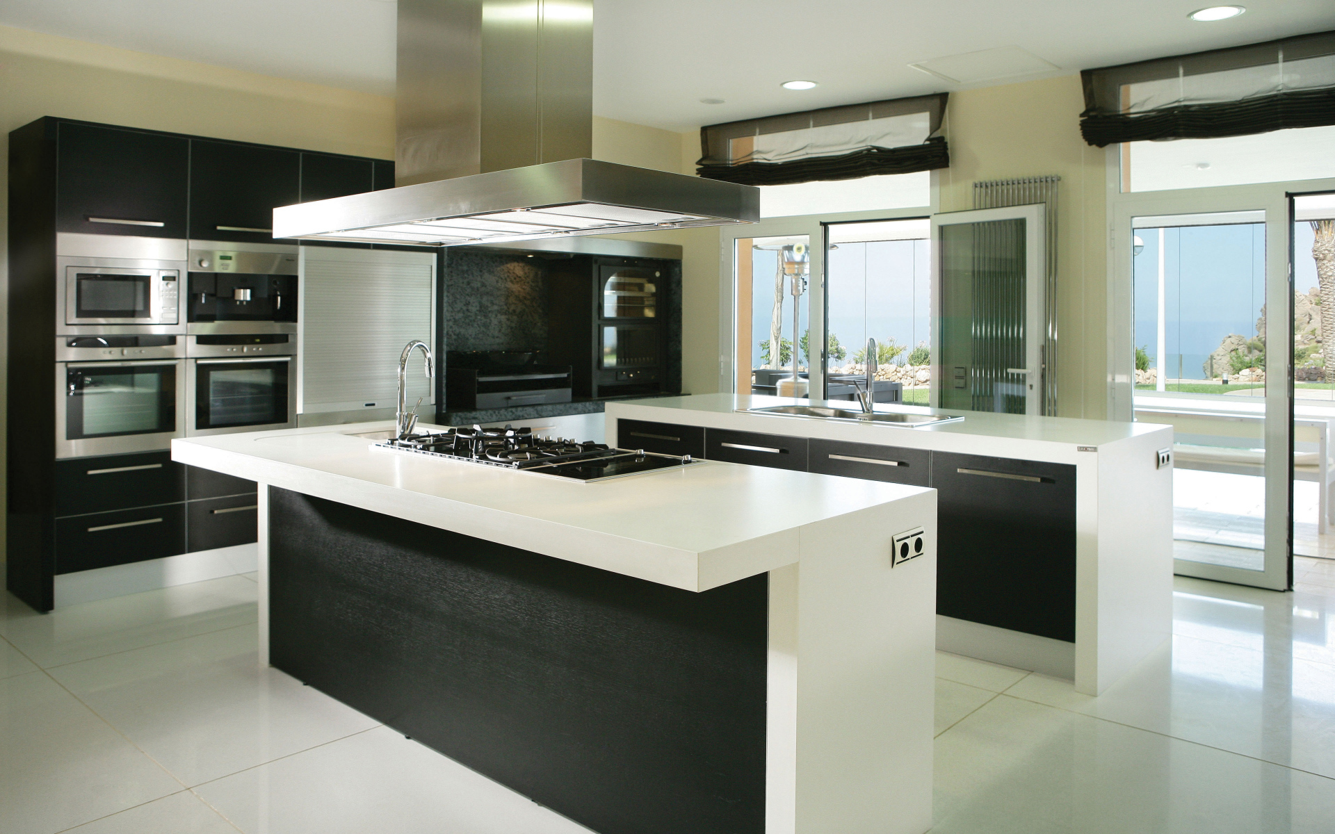 Кухня для большой семьи