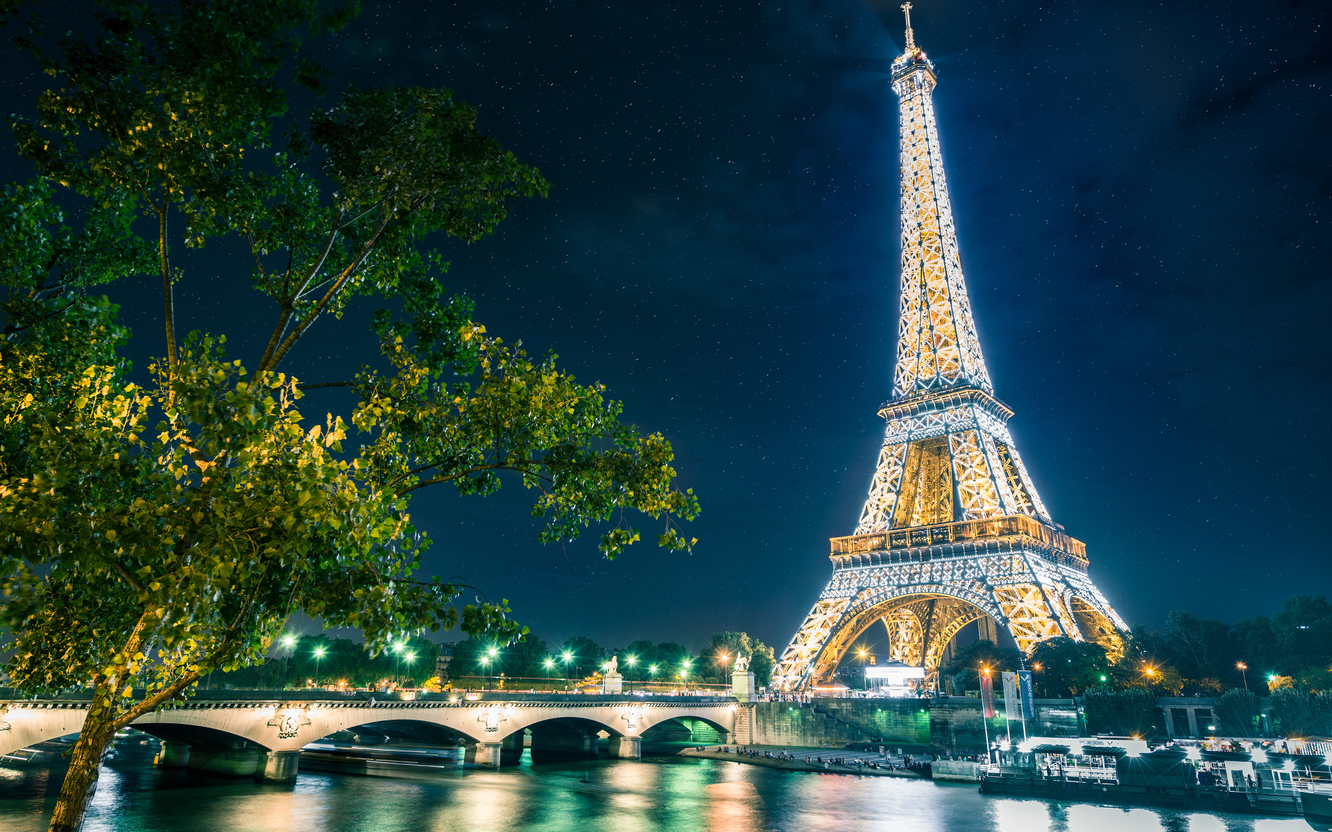 Магический Париж и Эйфелева башня