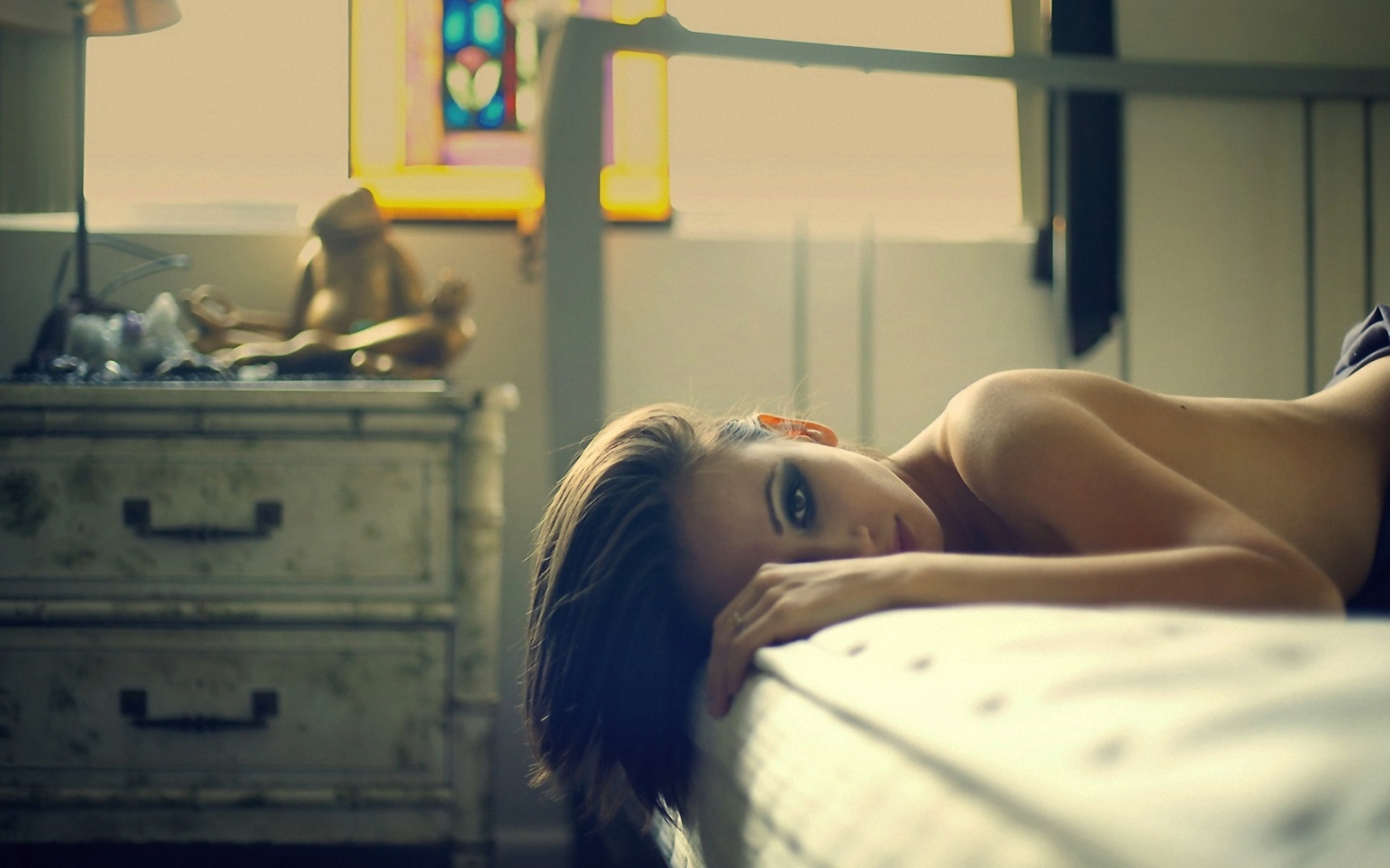 Фотография девушки с хорошим макияжем