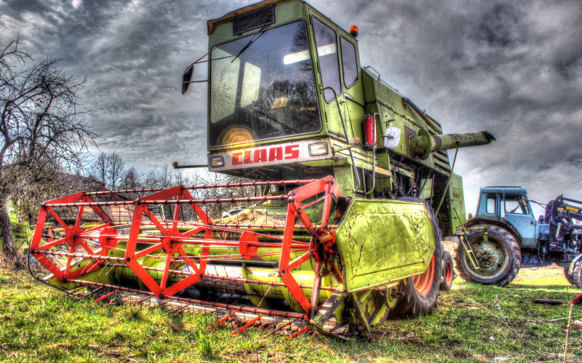 Уборочный комбайн для сельского хозяйства