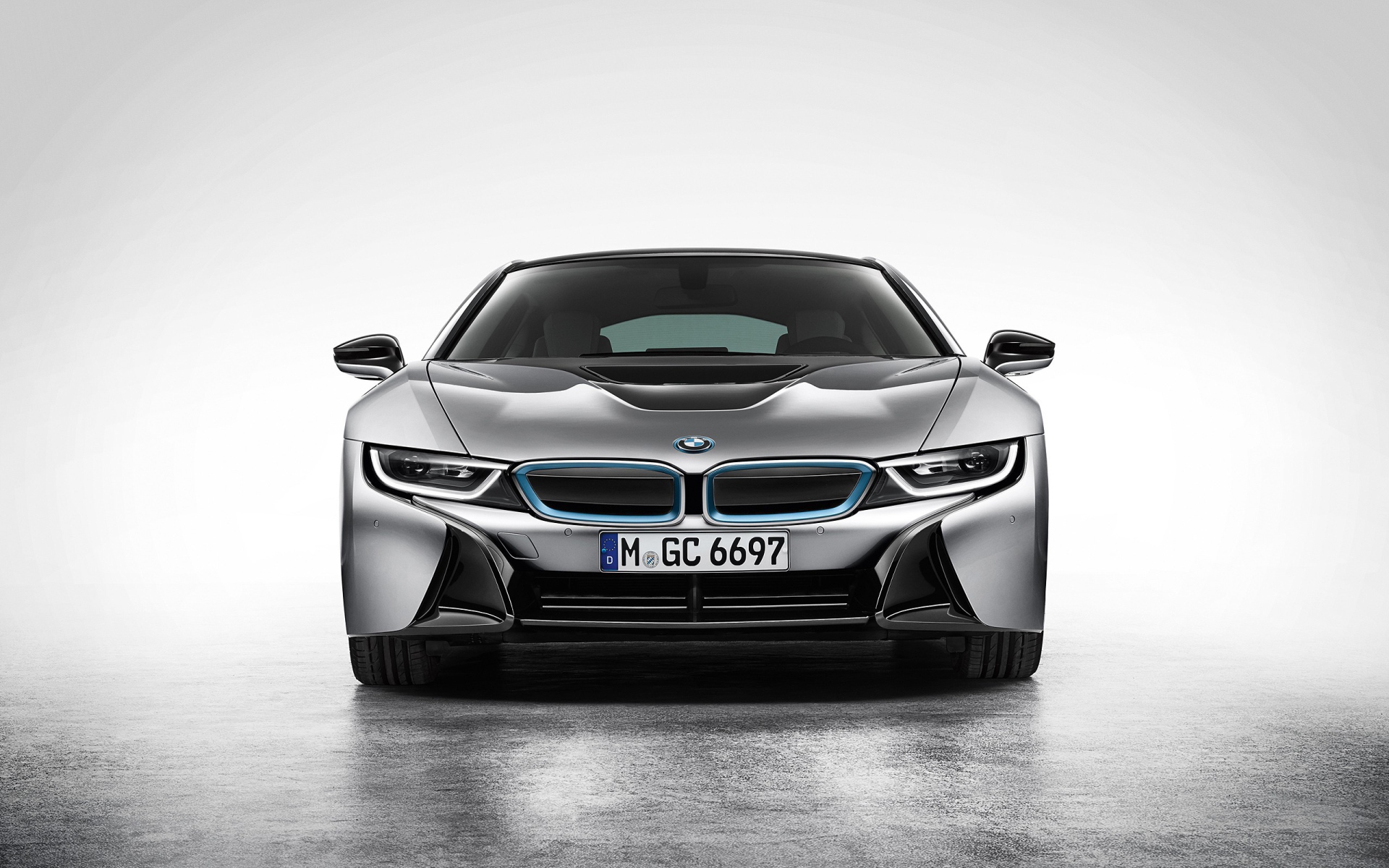 Современный автомобиль BMW i8