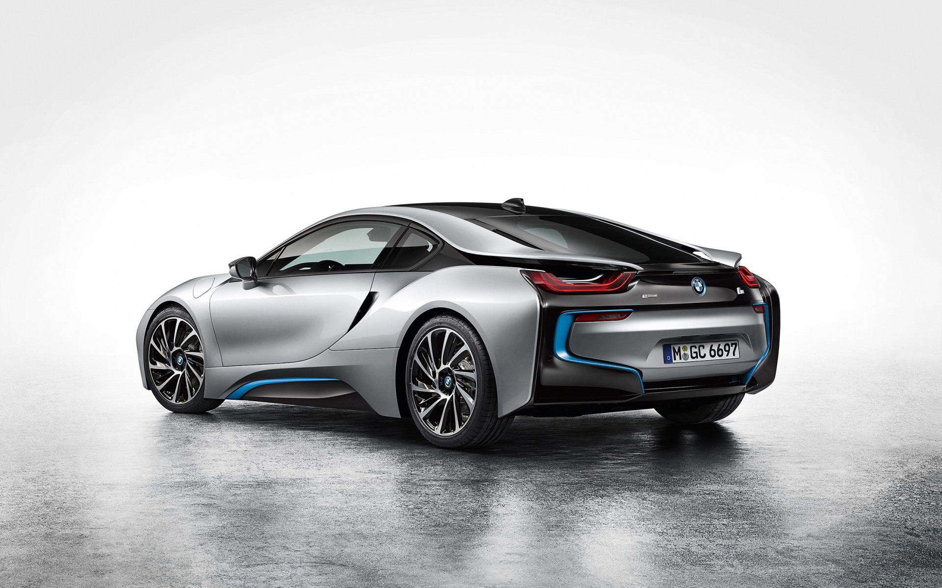 Новая модель BMW i8