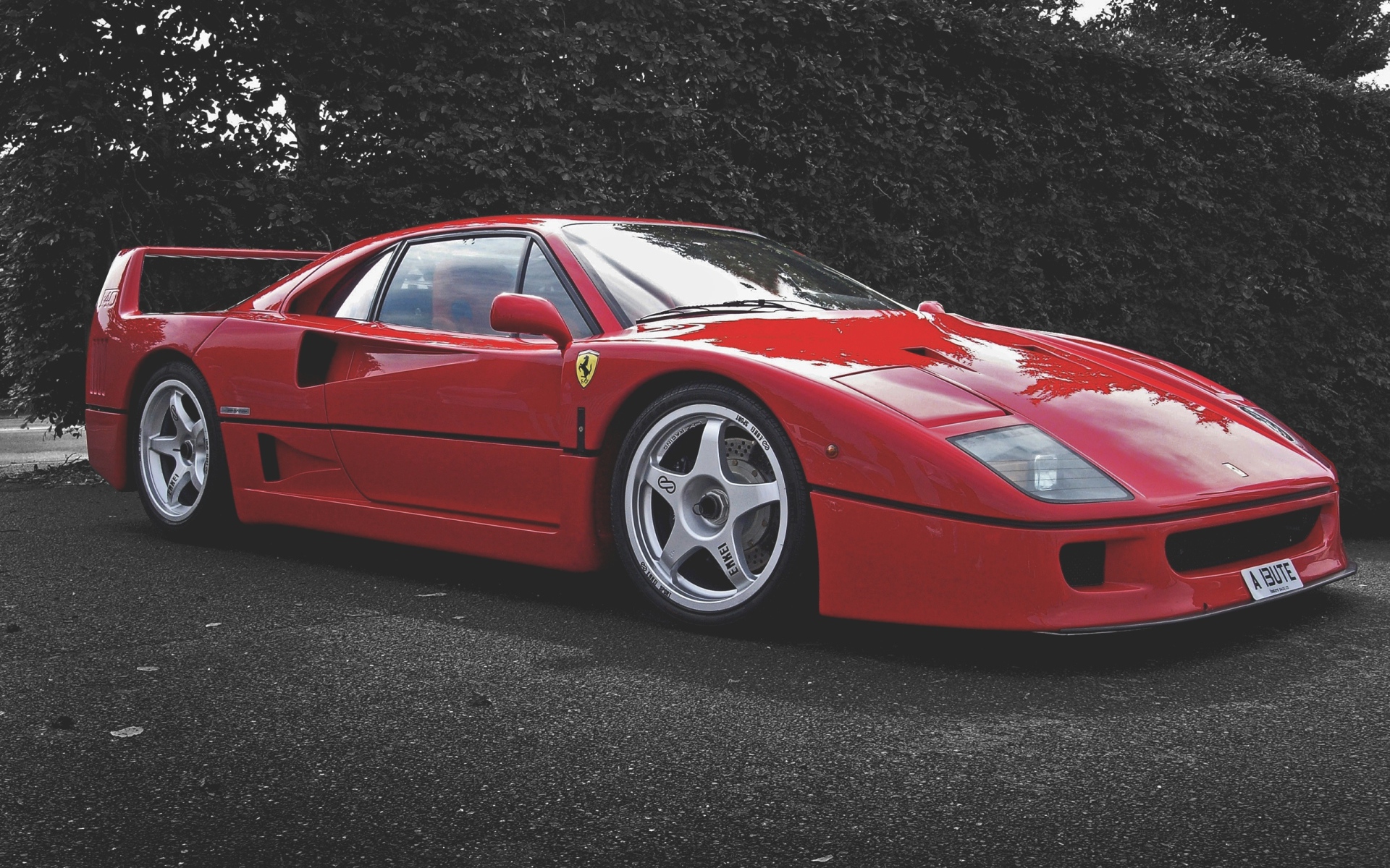 Красный феррари ф40