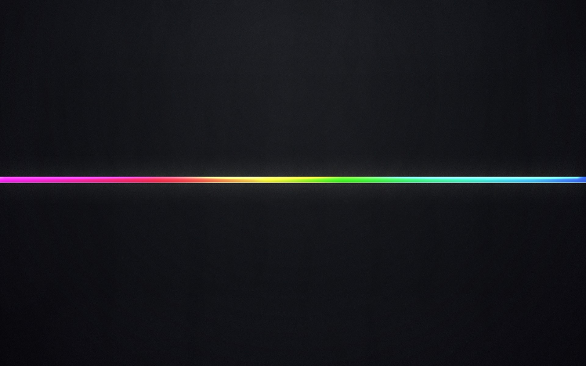 Радужная полоса на черном фоне