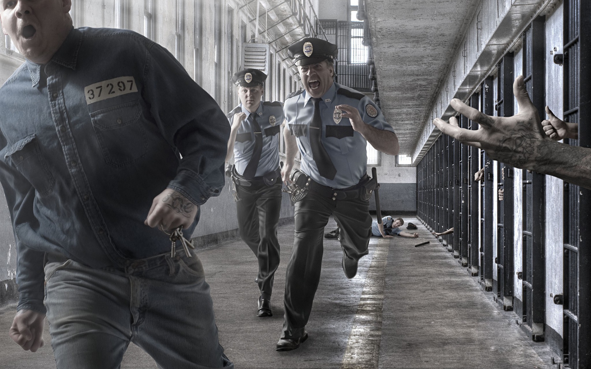 Преступник убегает от охраны в тюрьме