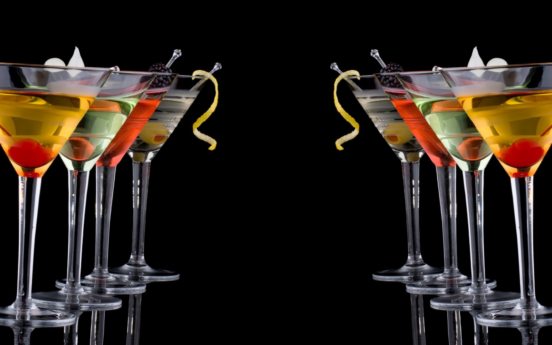 Слабоалкогольные коктейли, черный фон