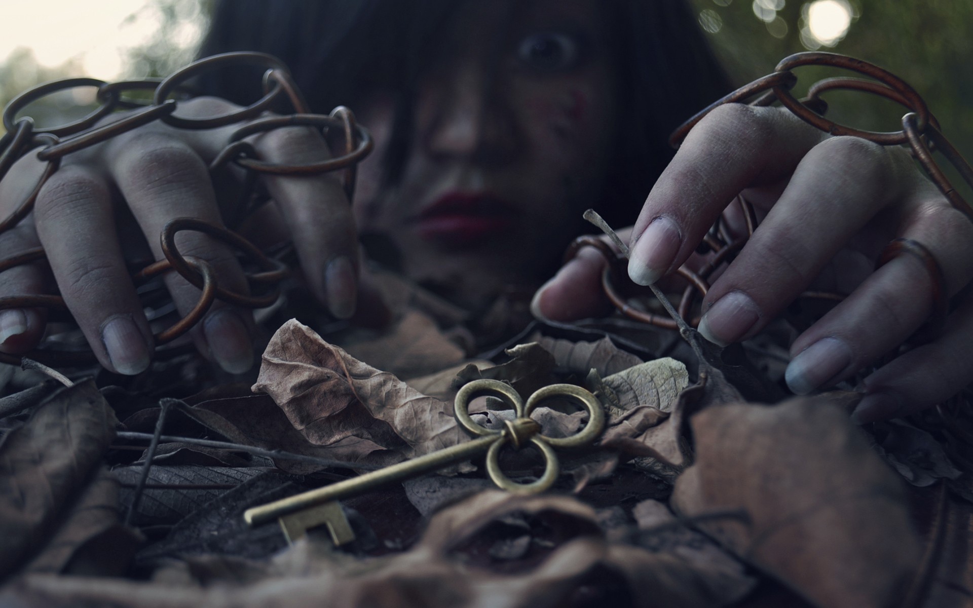 Девушка нашла ключ