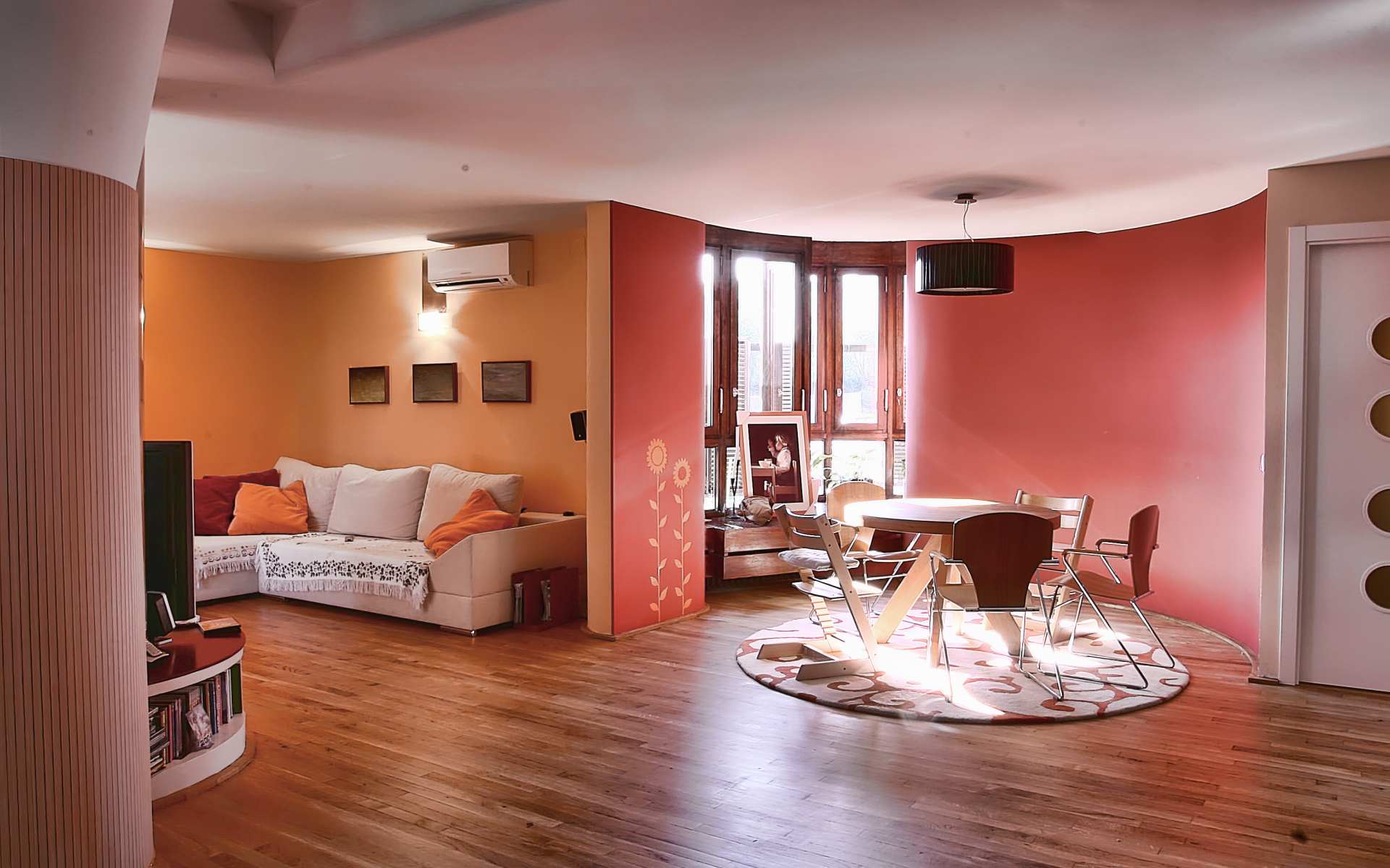 Квартира  в вишневом тоне