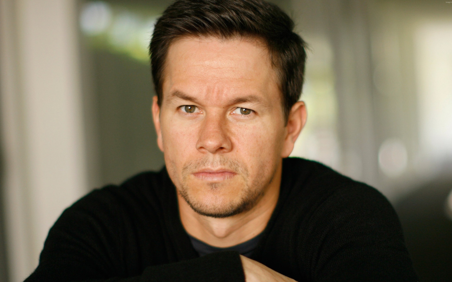 Популярный кареглазый актер Марк Уолберг