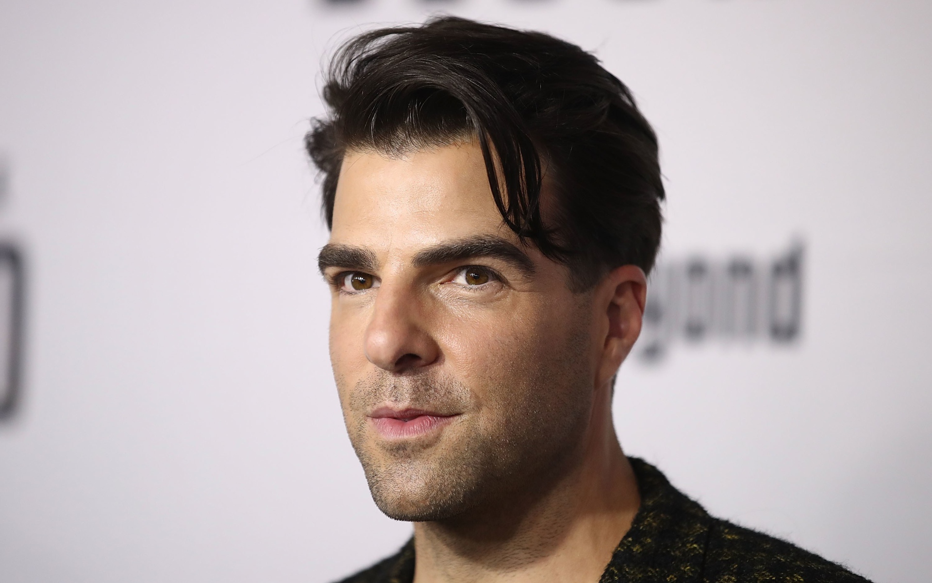 Популярный американский Закари Куинто