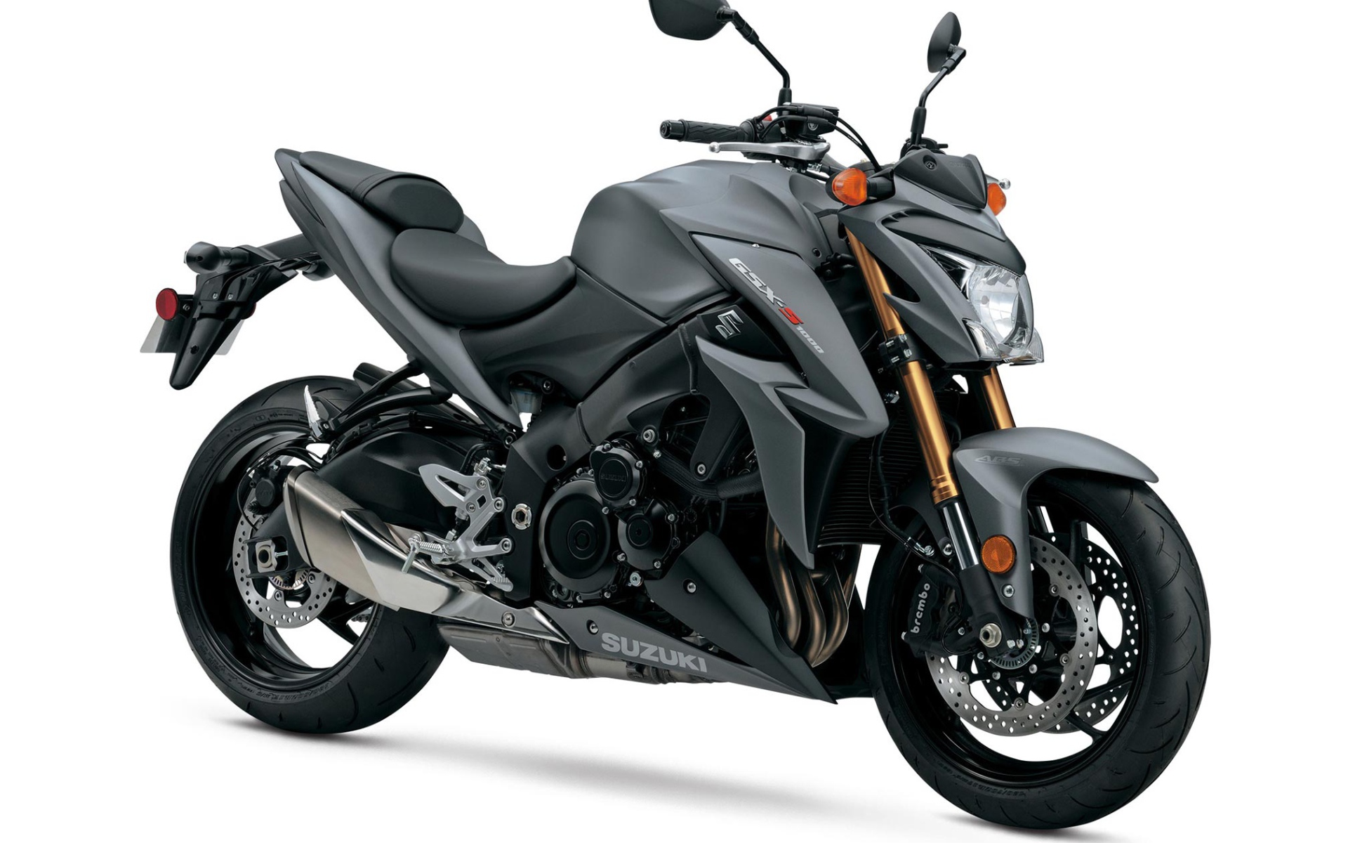 Стильный байк Suzuki GSX-S1000 на белом фоне 