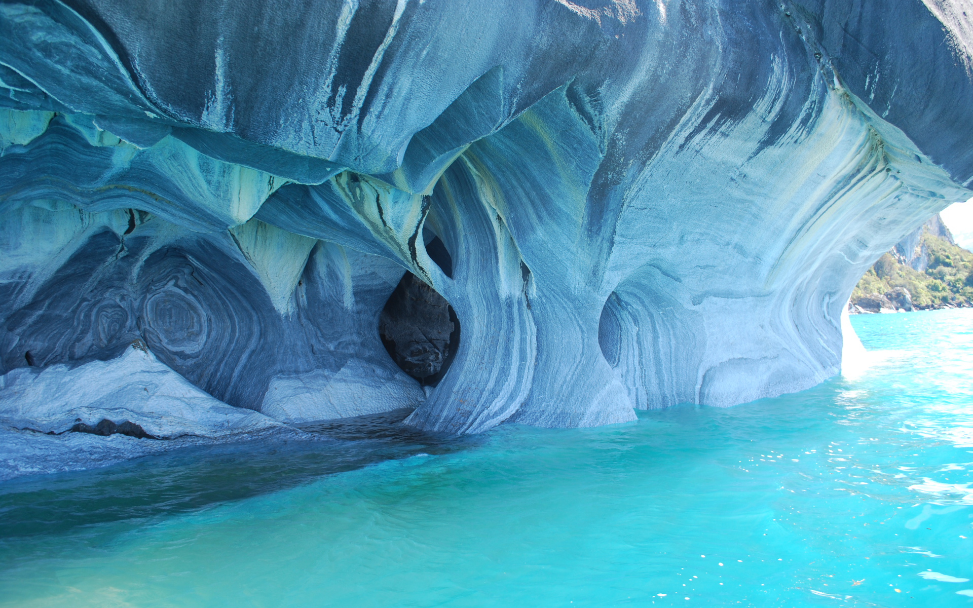 Красивые мраморные пещеры, Чили 