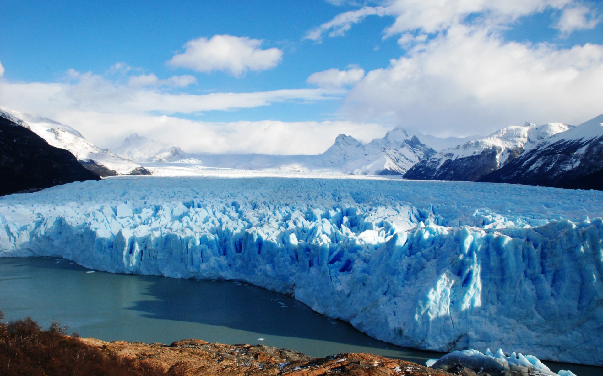 Голубой ледник Грей в Патагонии, Чили 