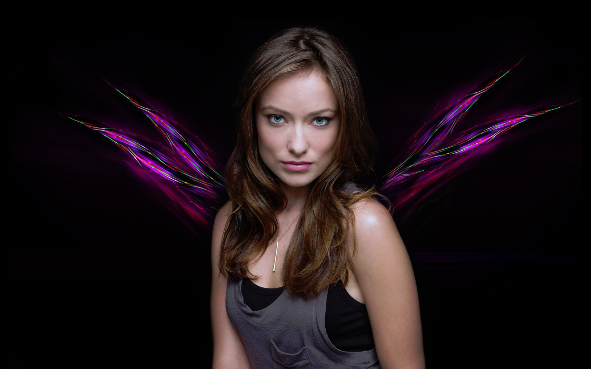 Американская актриса Оливия Уайлд с зелеными глазами 